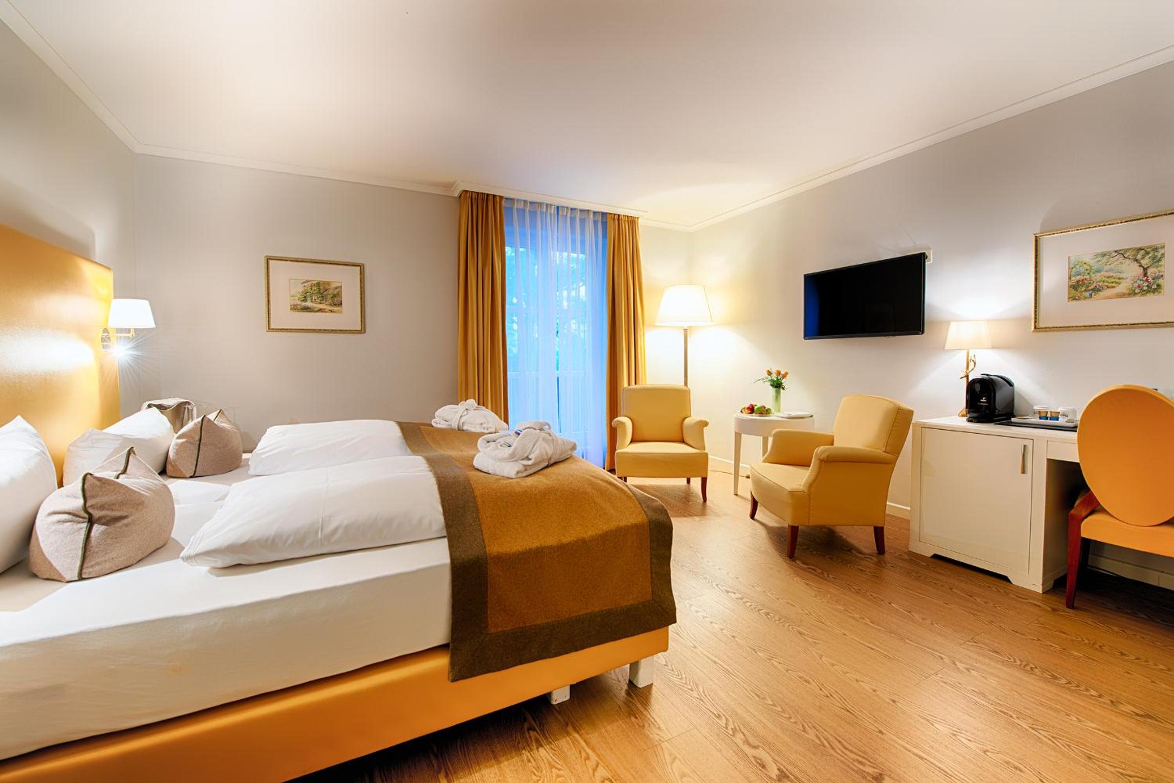 Deluxe Double Room - Photo 2