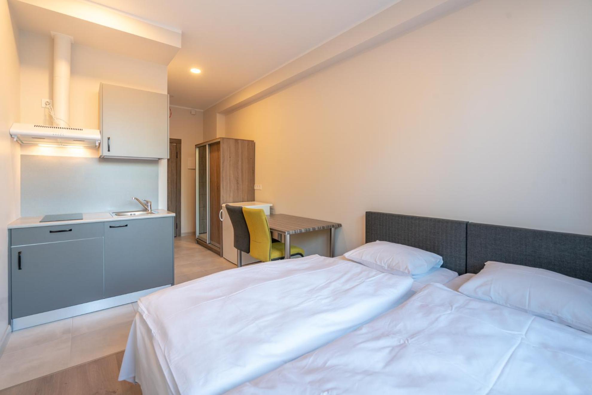 Standard Twin Room - Photo 5