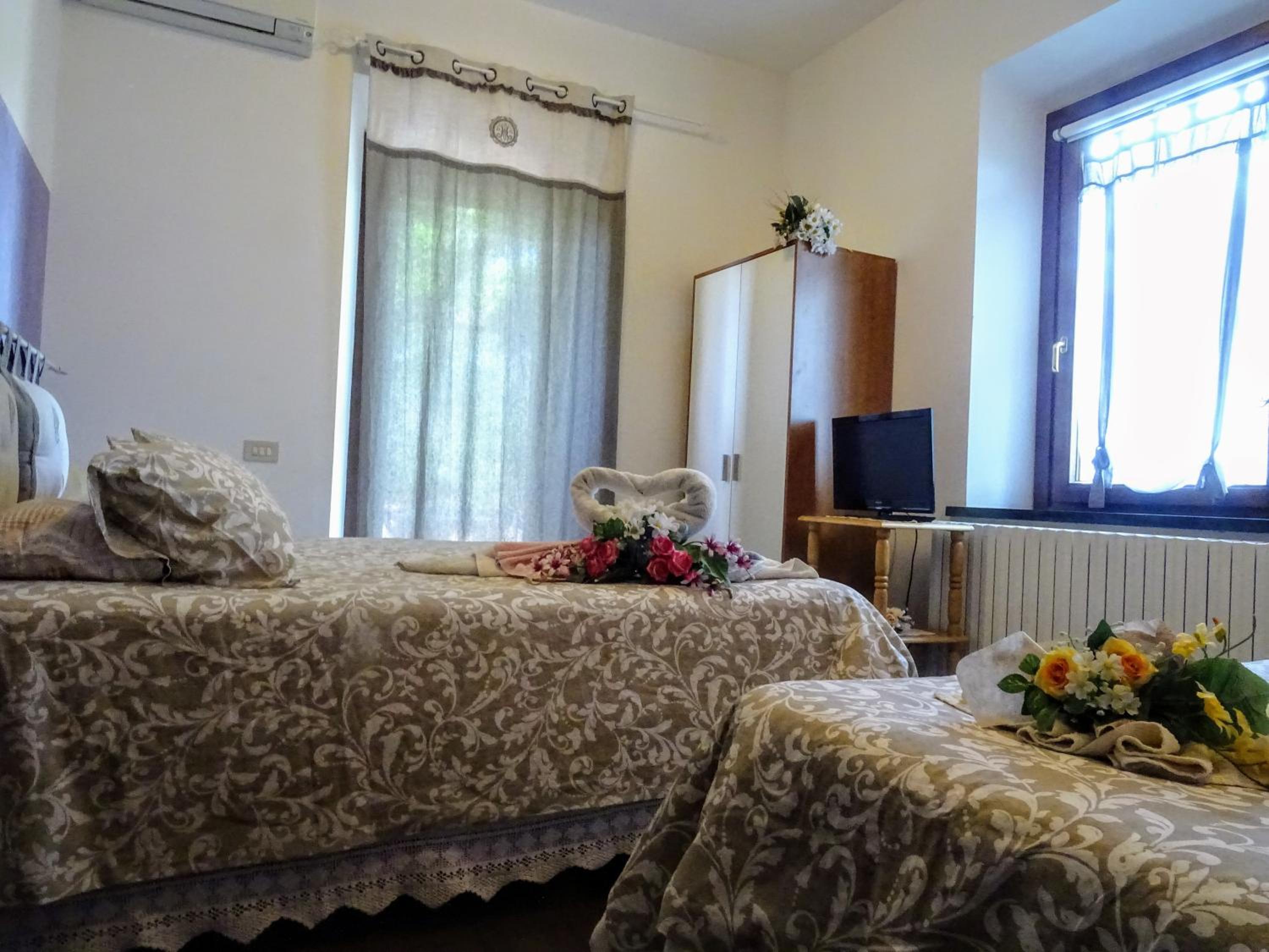 Triple Room with Terrace