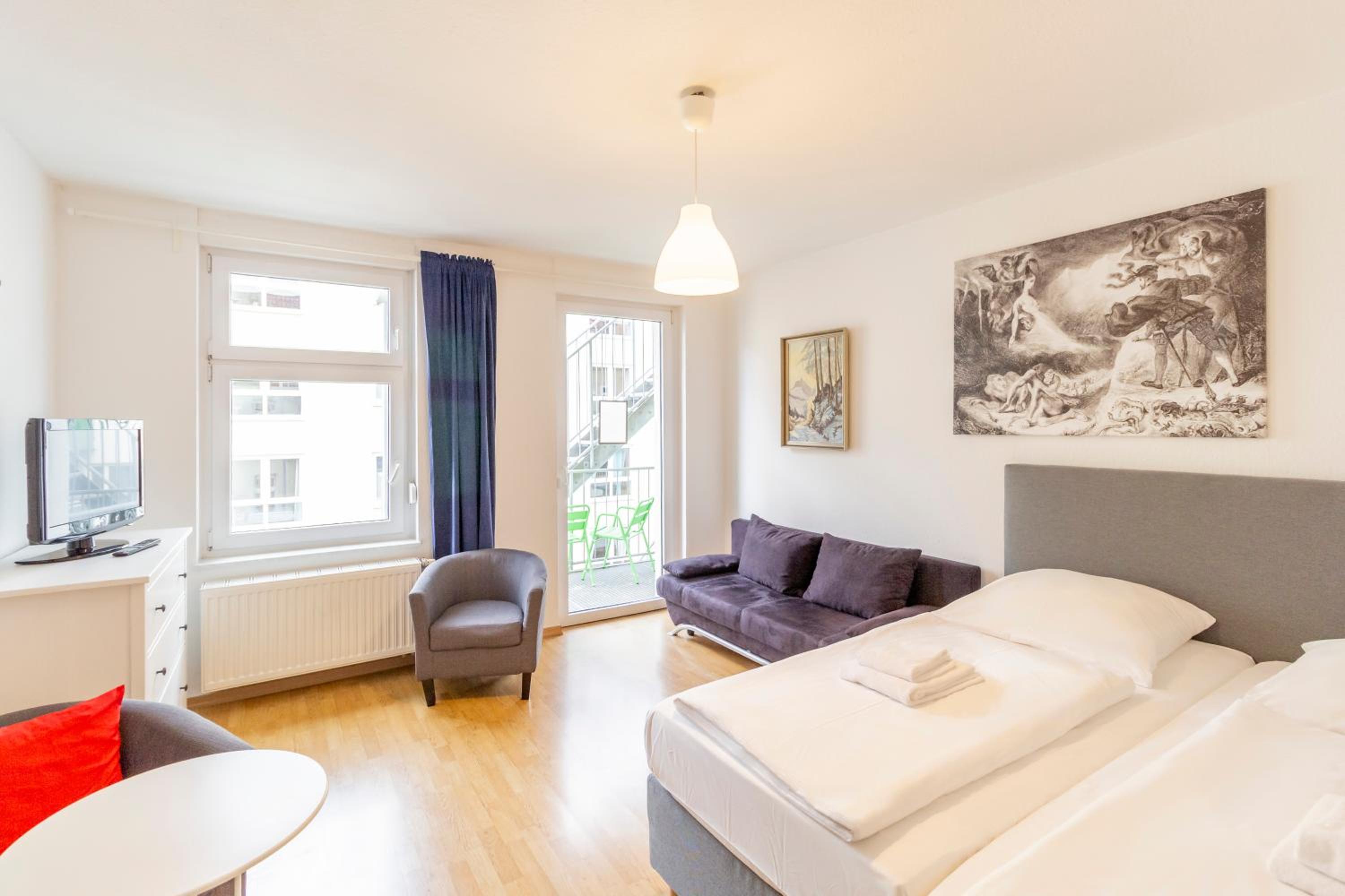 Apartment - Photo 3