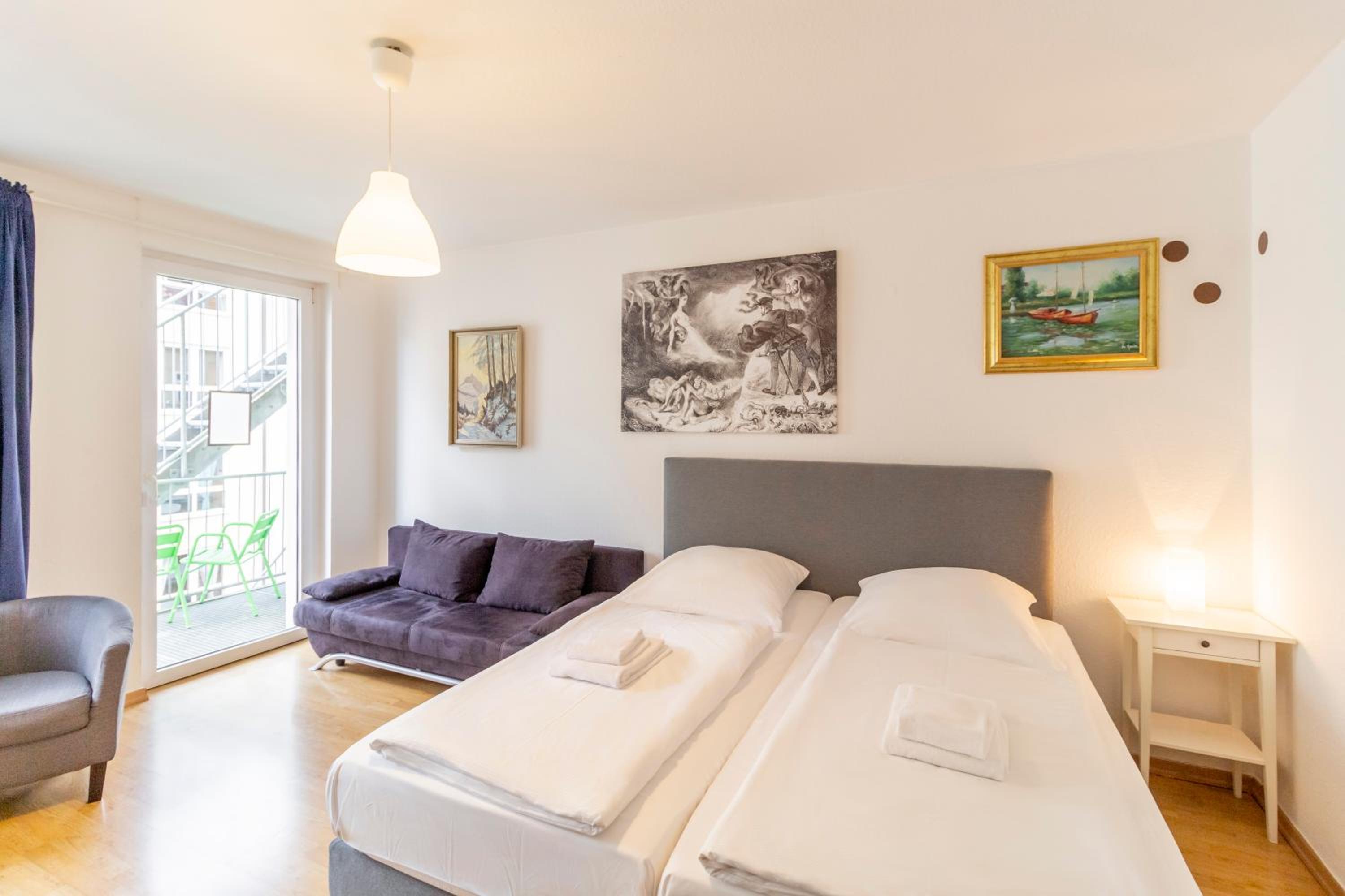 Apartment - Photo 4