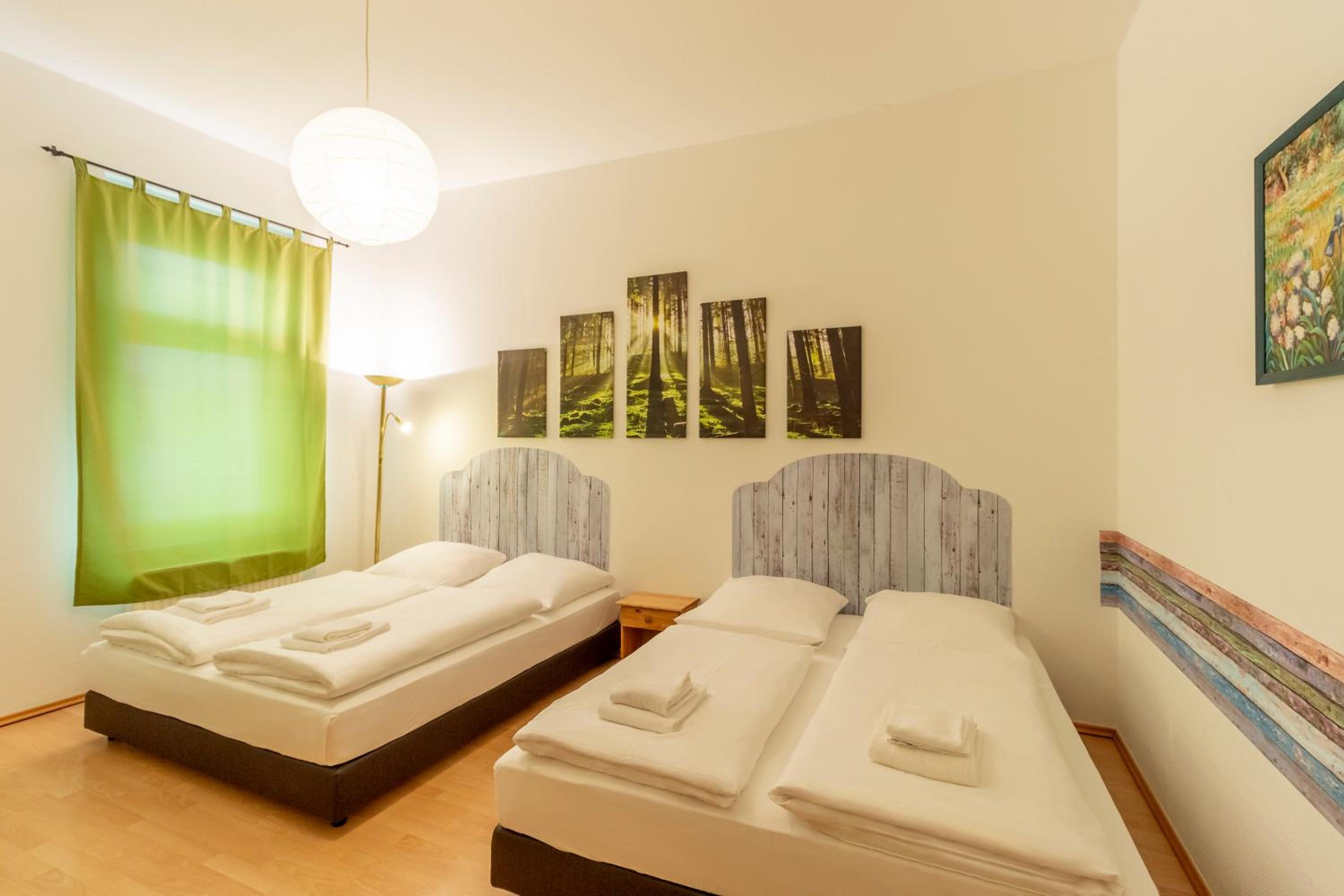 Three-Bedroom Apartment - Photo 3