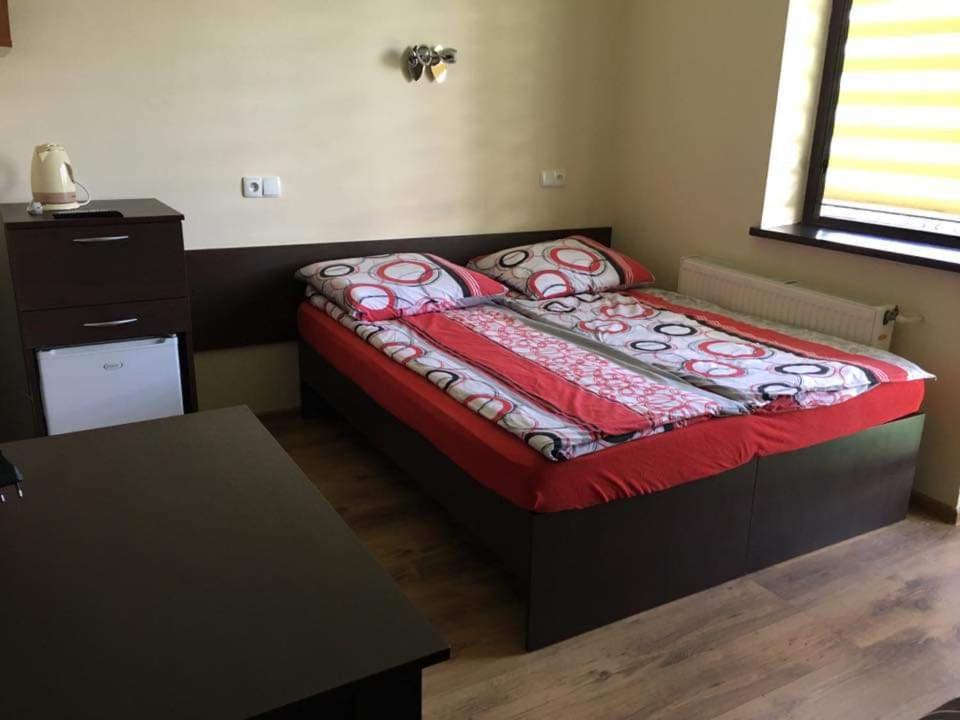 Large Double Room photo 2