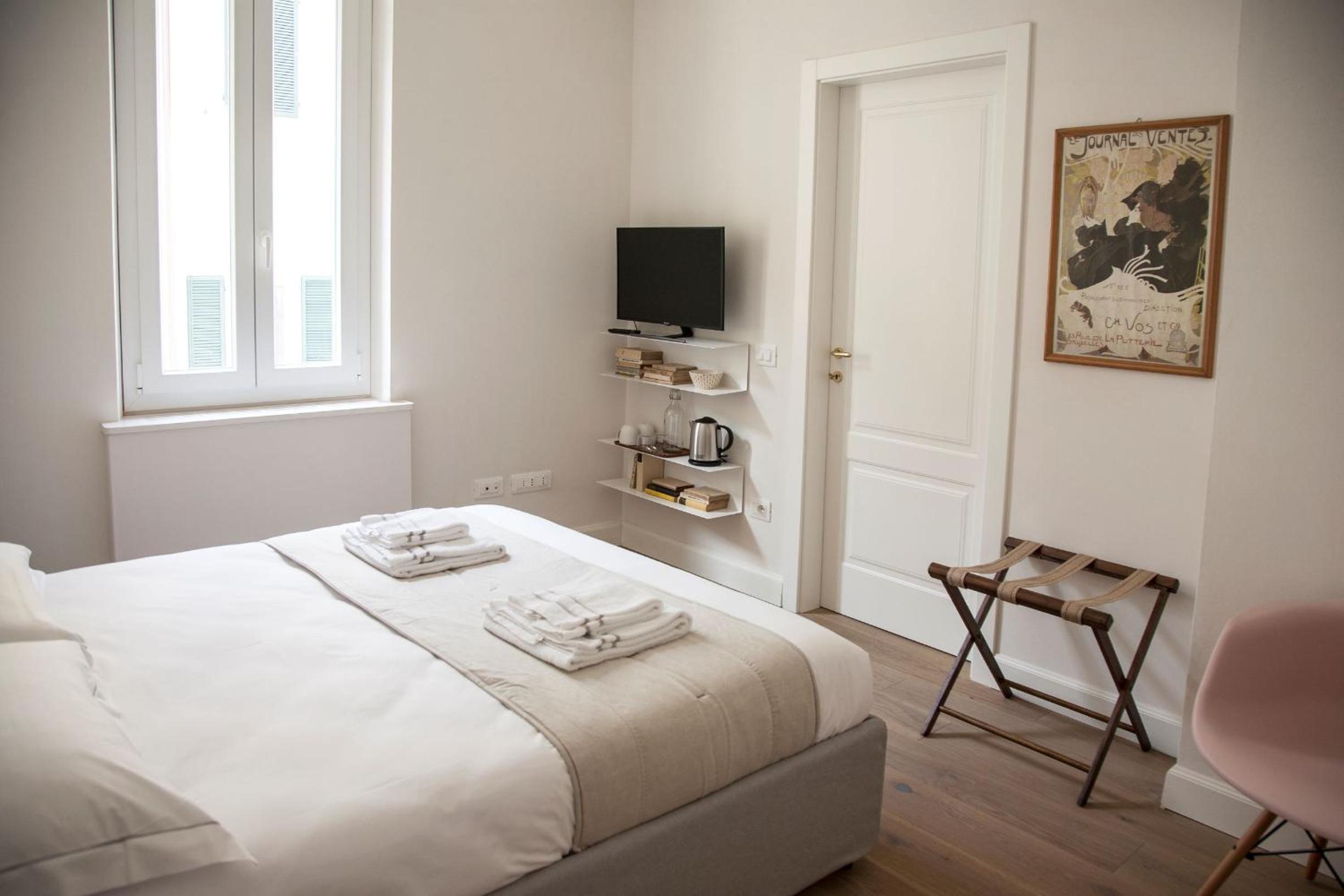 Double Room with Private Bathroom photo 1