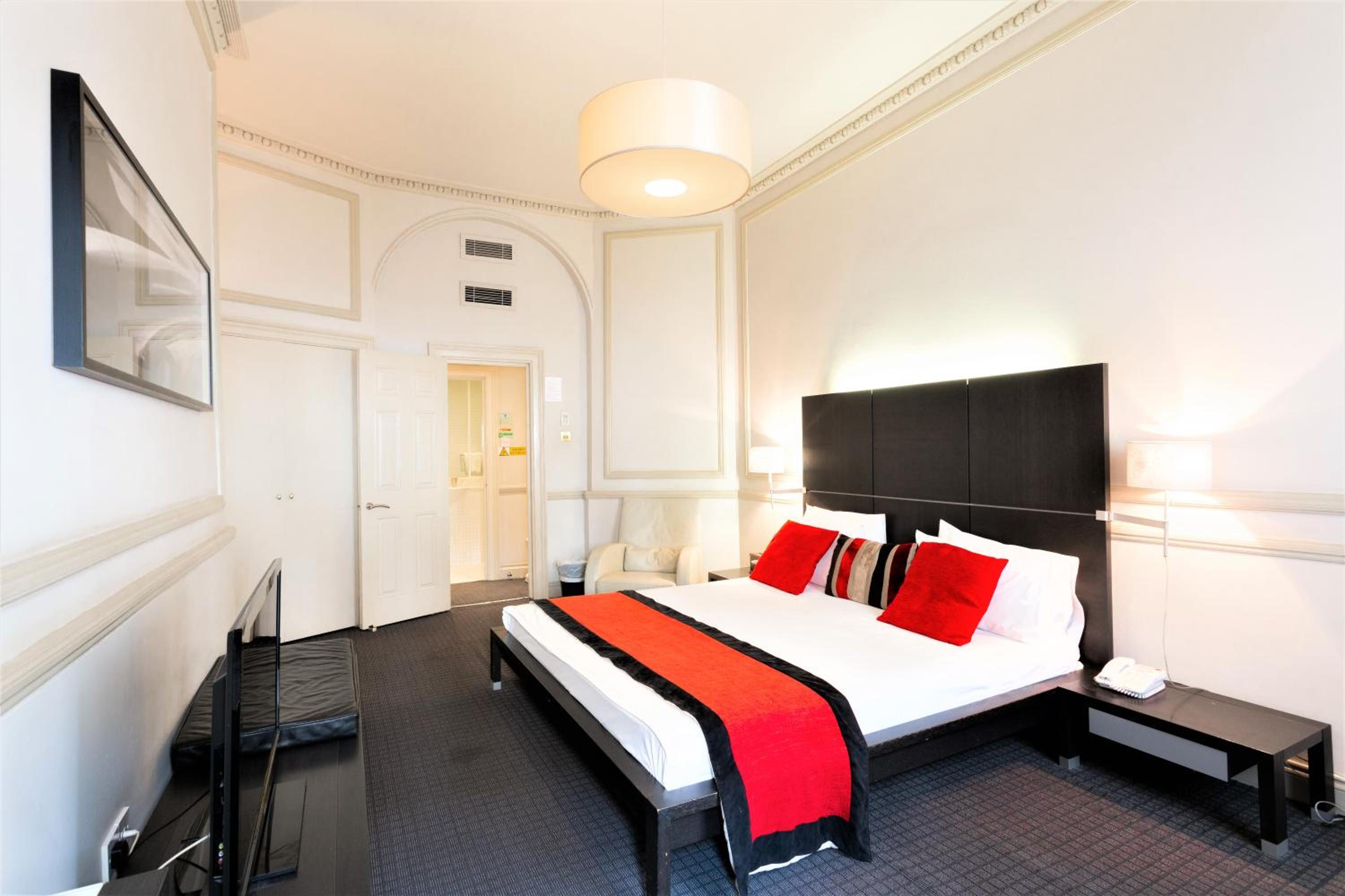 Deluxe Double Room photo 3