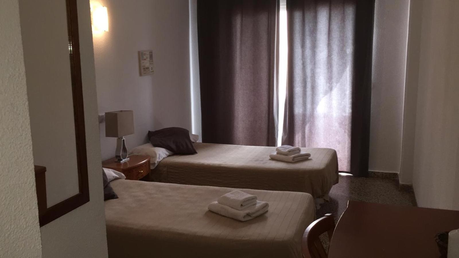 Twin Room photo 2