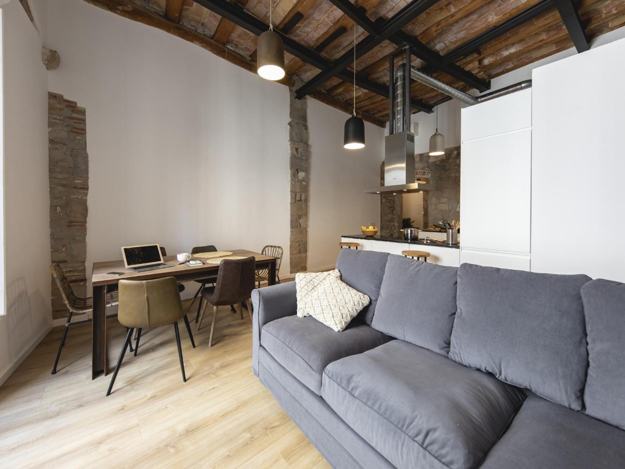 Two-Bedroom Apartment - Photo 17