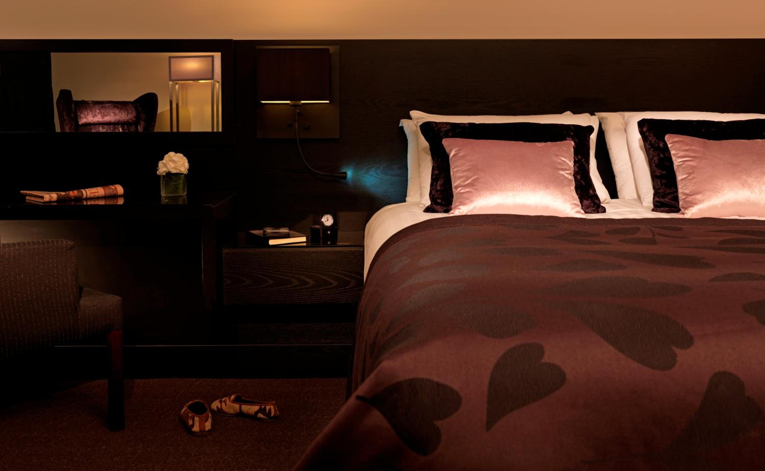 Double Accessible Room - Photo 3