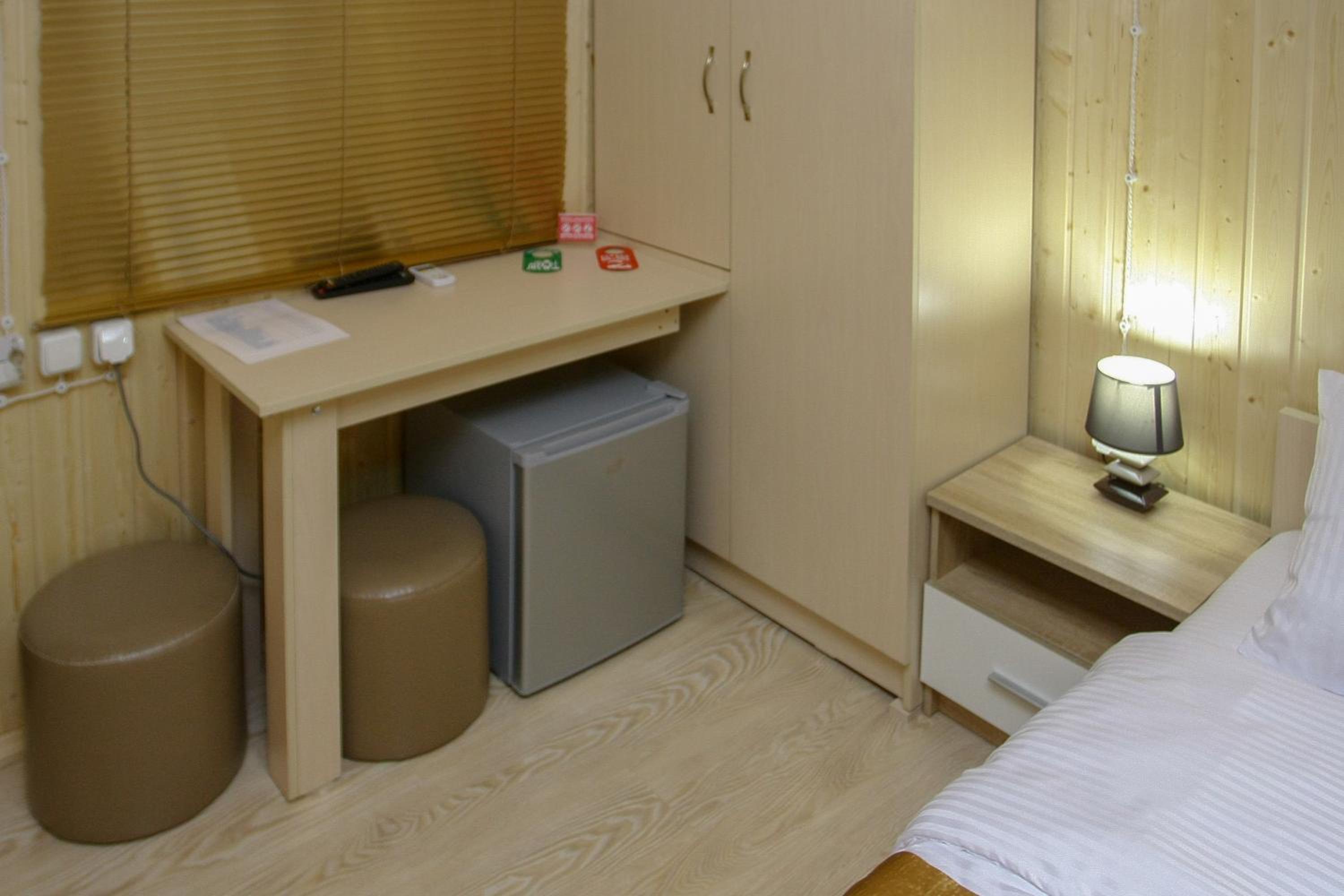 Twin Room with Bathroom photo 2