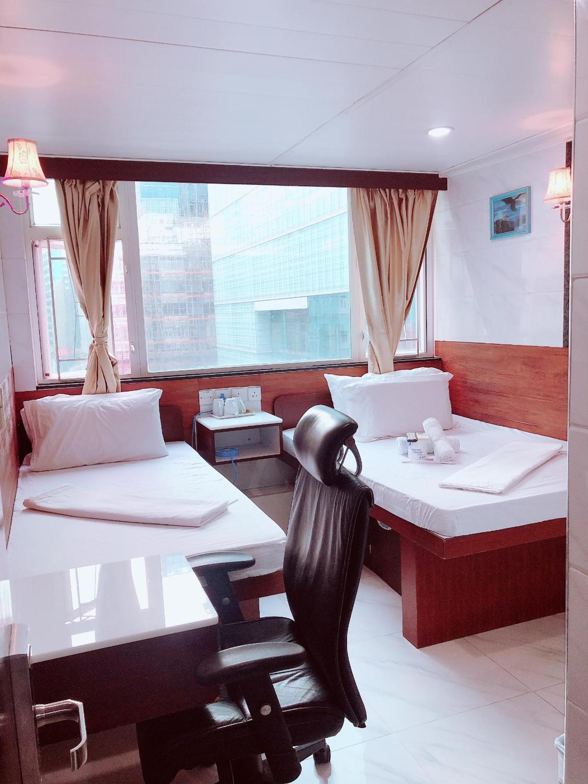 Comfort Triple Room with Shower