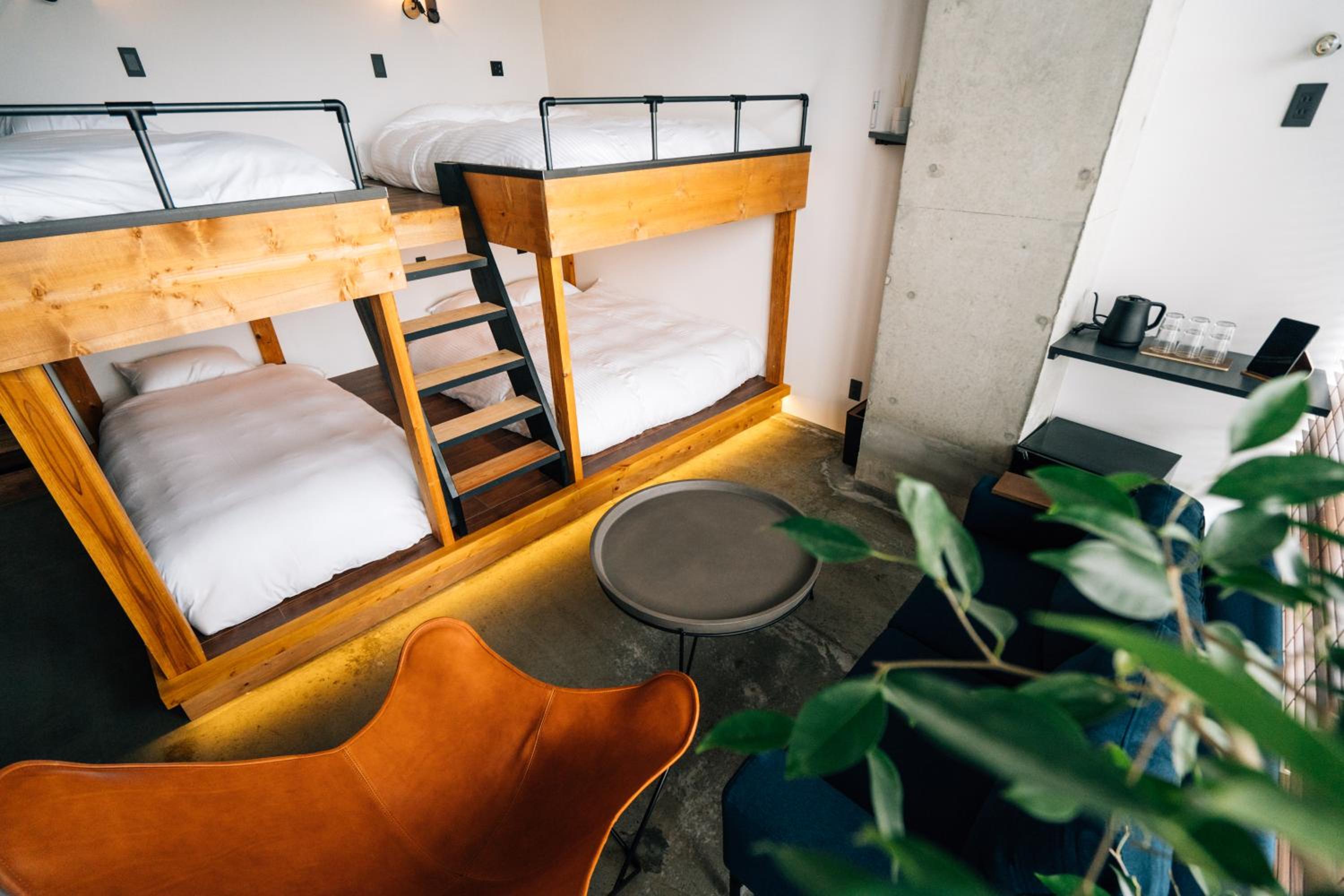 Deluxe Room with Shower and River View (2 Double Beds and 2 Single Beds) - Non-Smoking - No Cleaning for Consecutive Night Stays - Photo 19