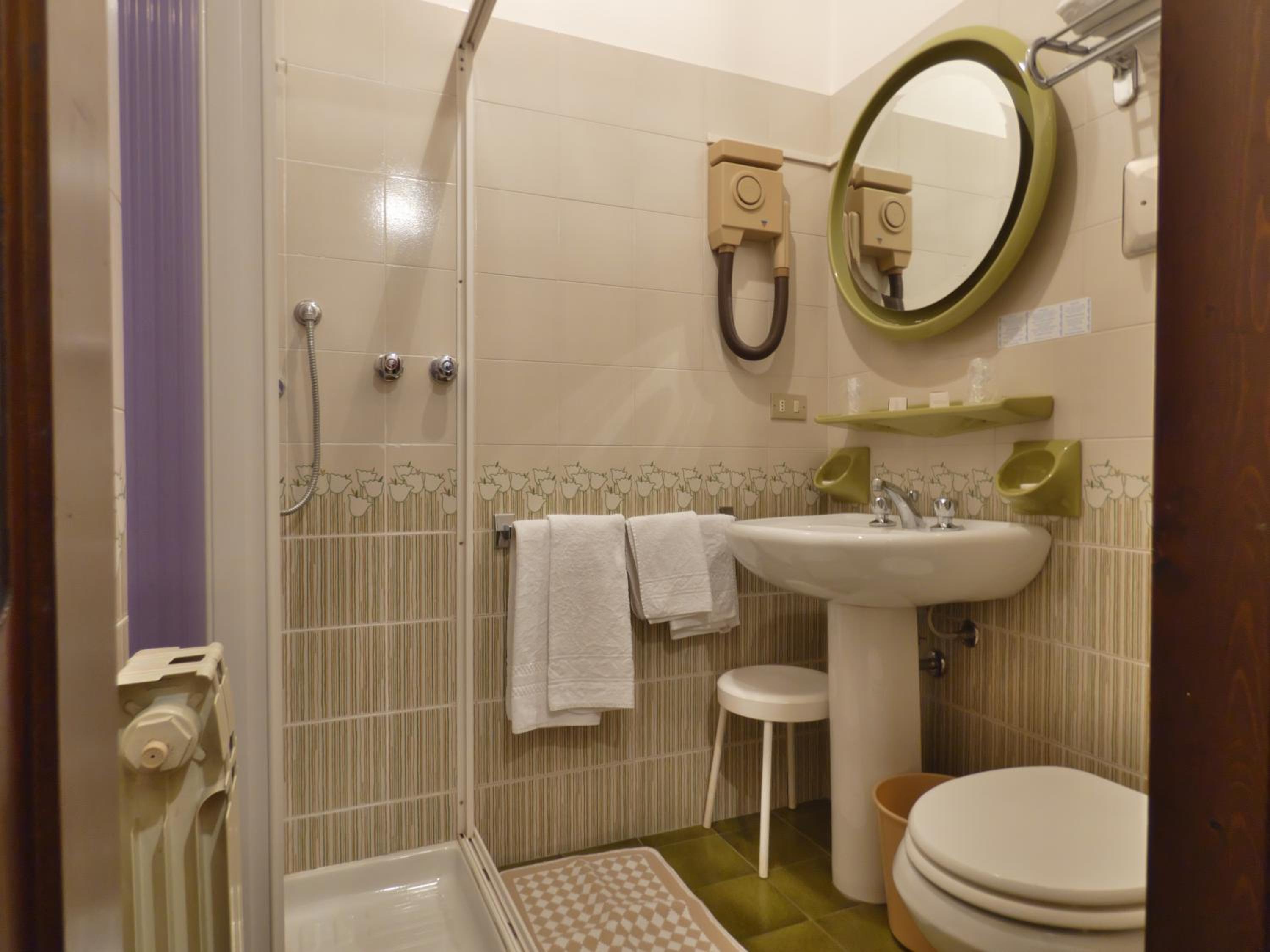 Single Room with Balcony photo 2