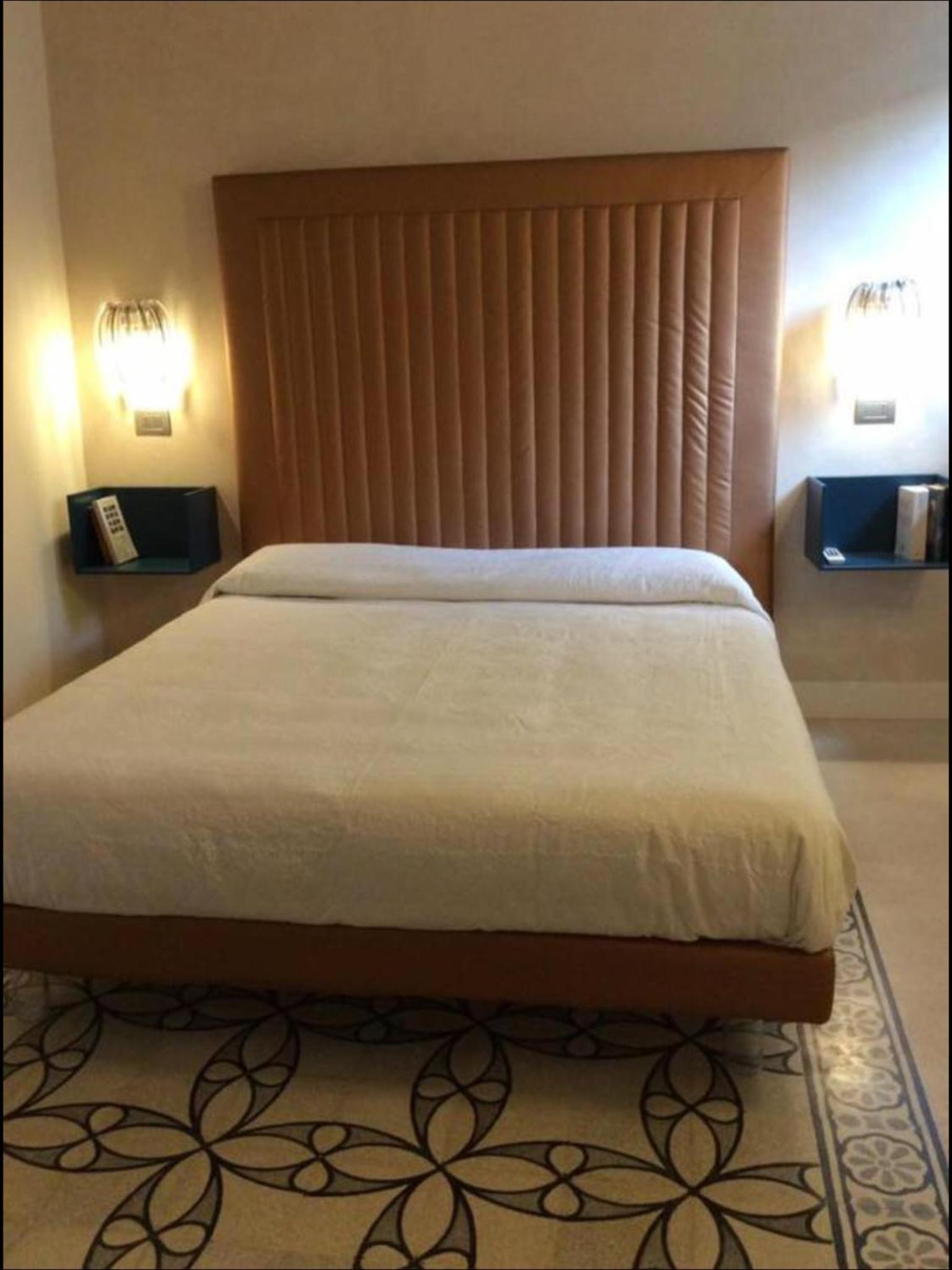 One-Bedroom Standard Apartment
