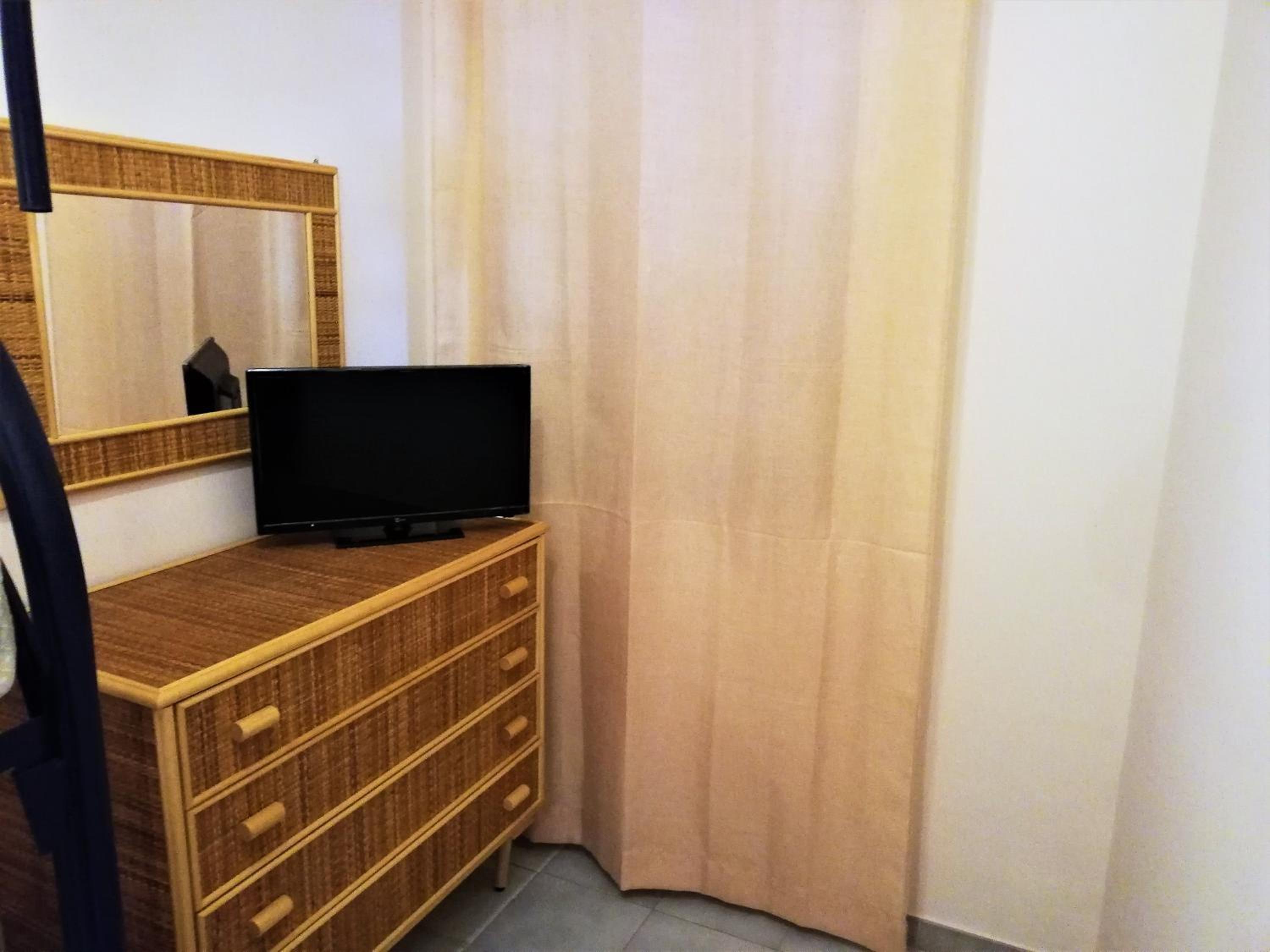 Two-Bedroom House photo 3