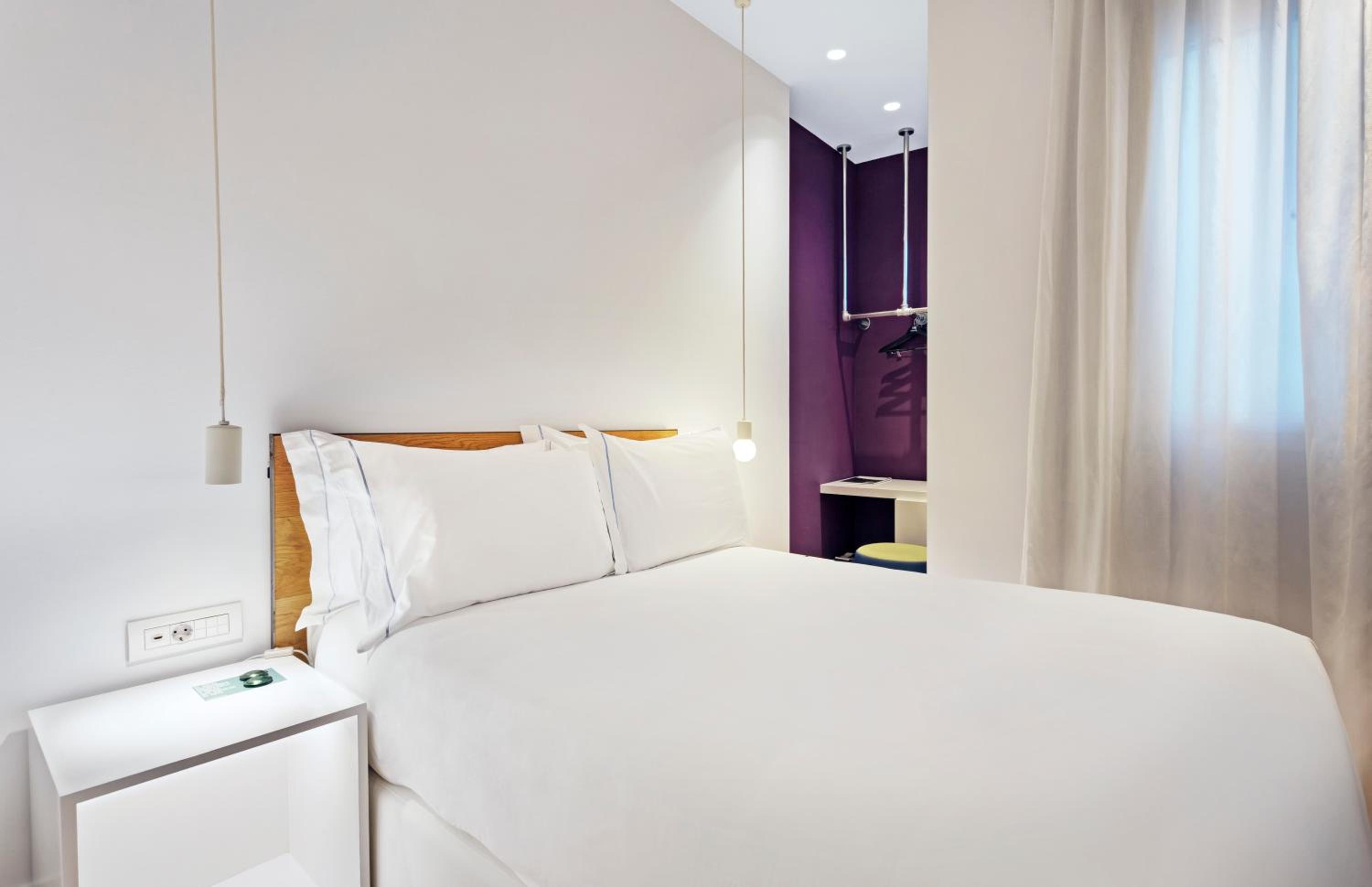 Economy Double or Twin Room photo 3