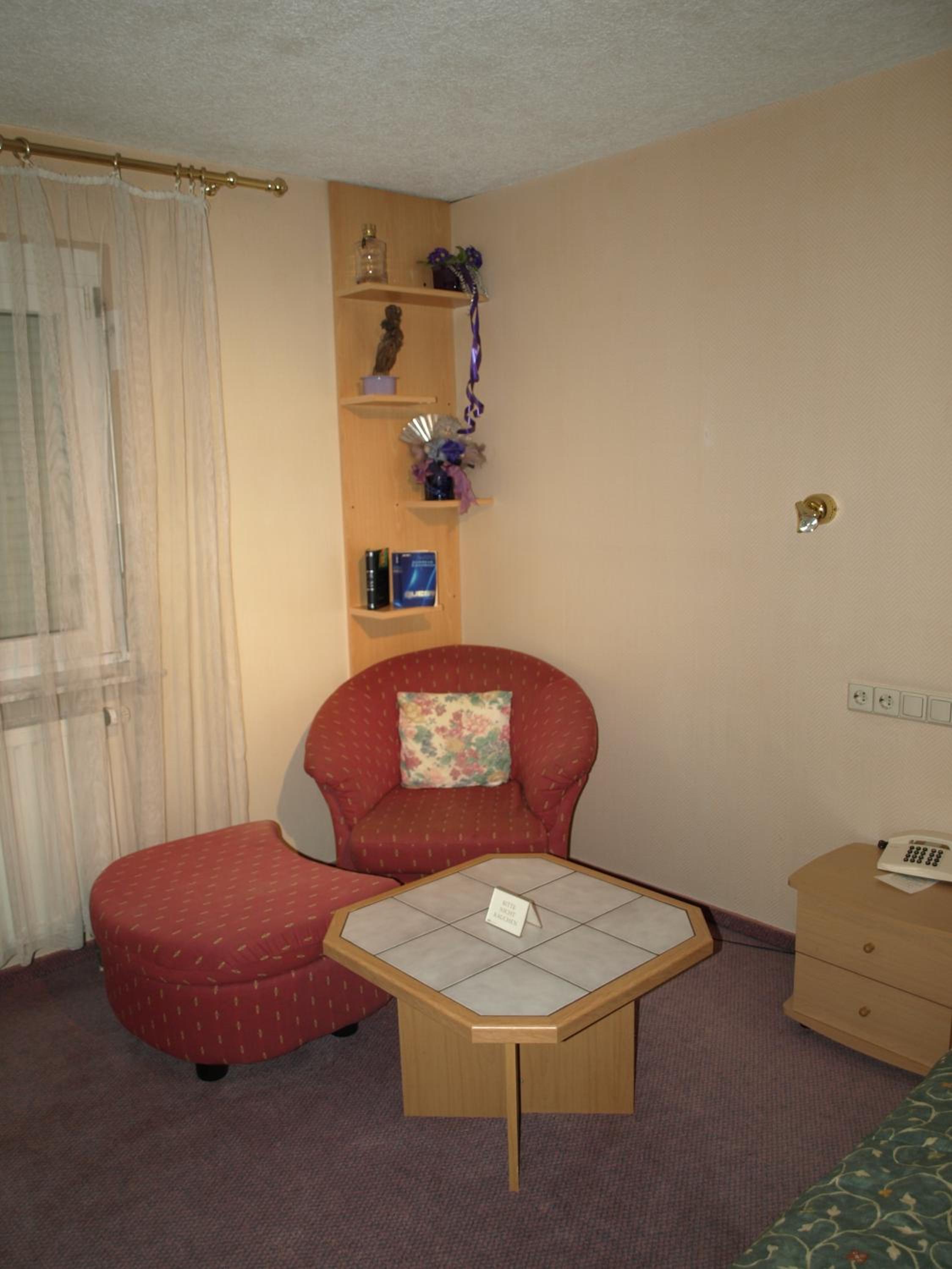 Business Single Room photo 3