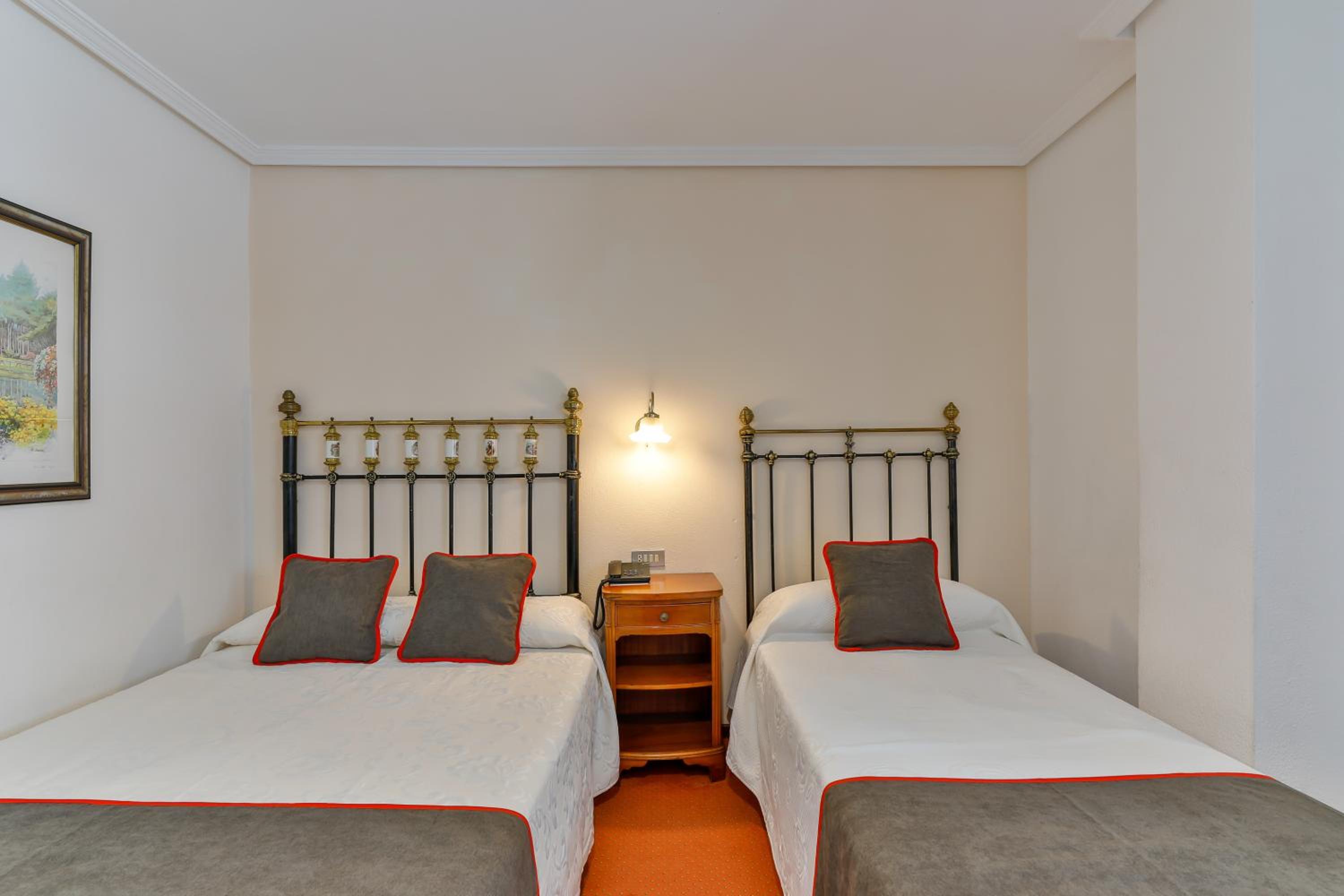 Triple Room - Photo 1