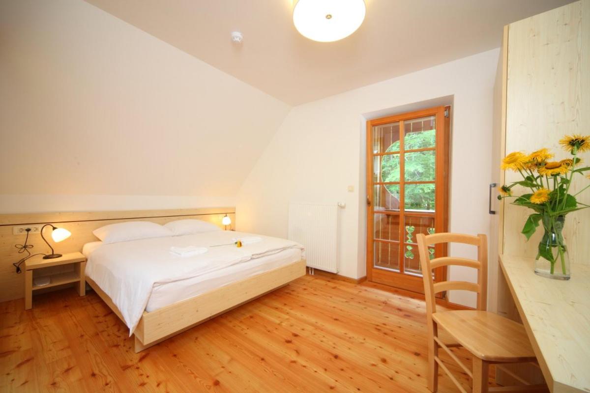 Standard Double Room photo 3