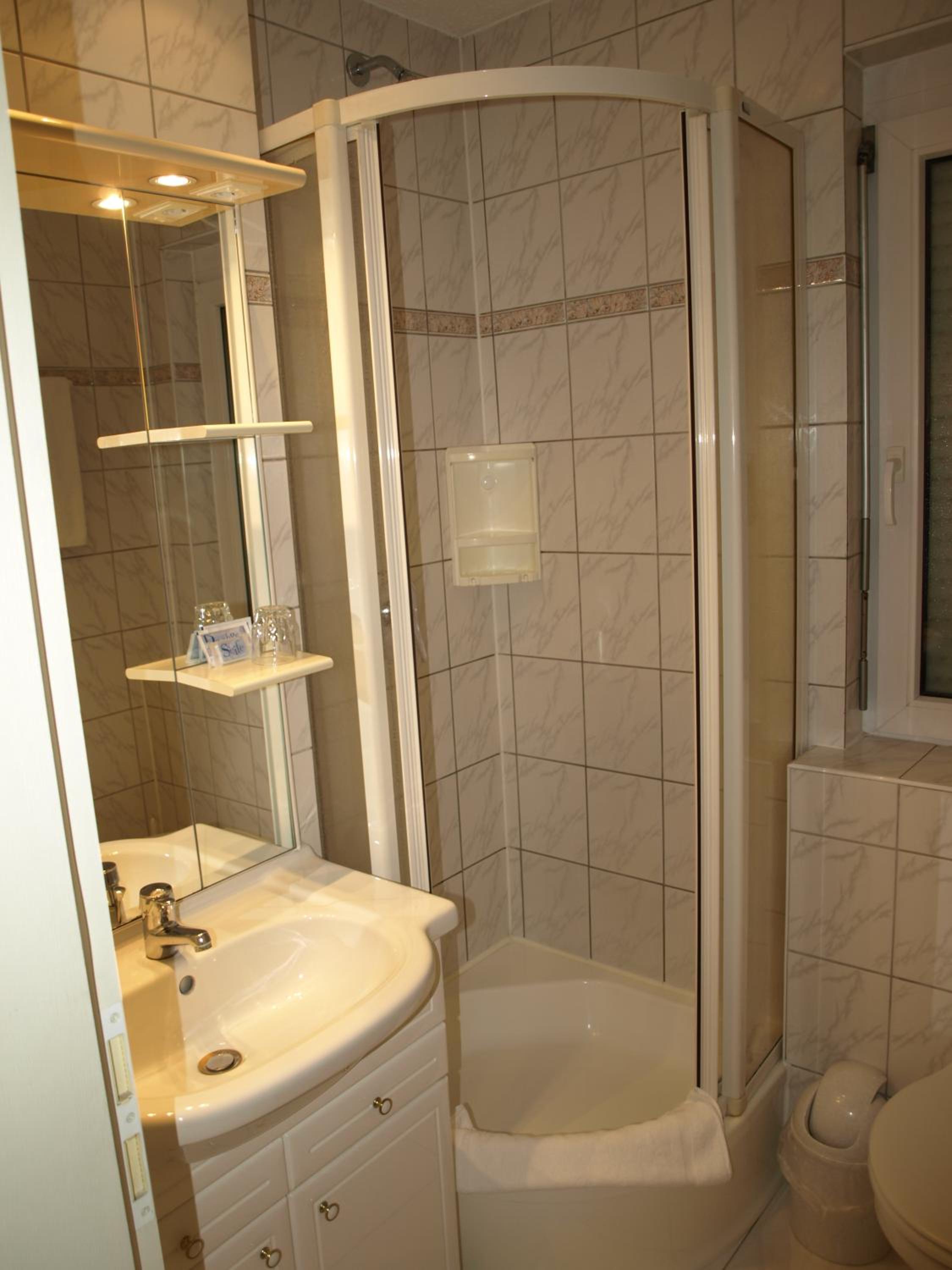 Standard Single Room photo 2