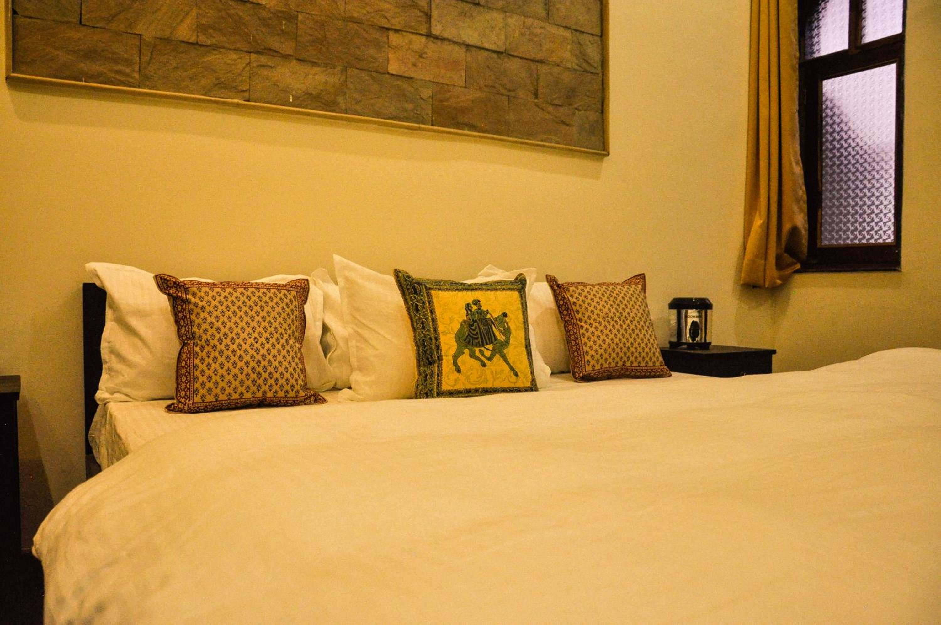 Standard Double Room With Fan photo 1