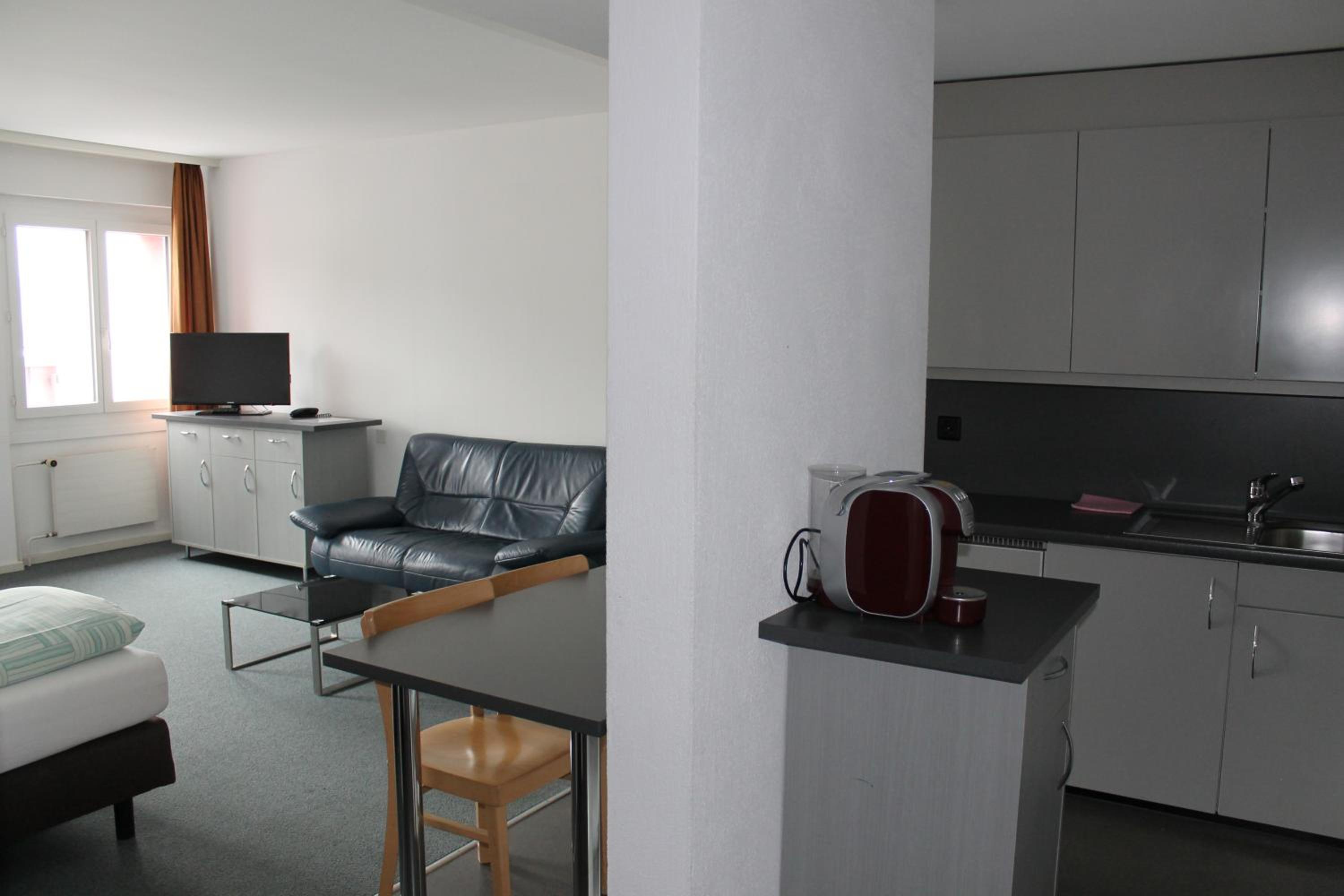 Standard Twin Apartment photo 3
