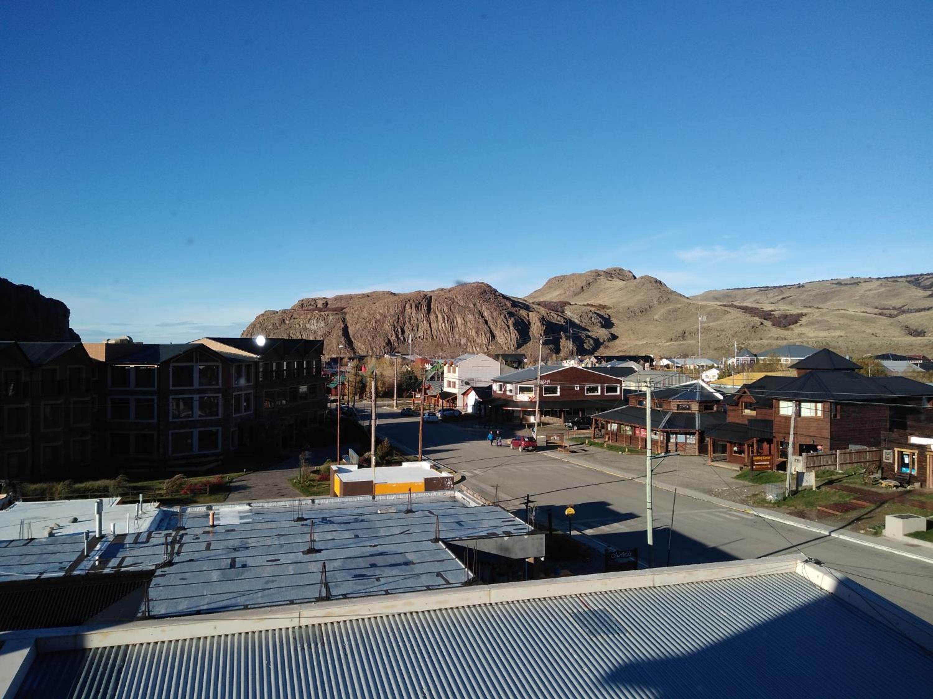 Apartment with Mountain View photo 3