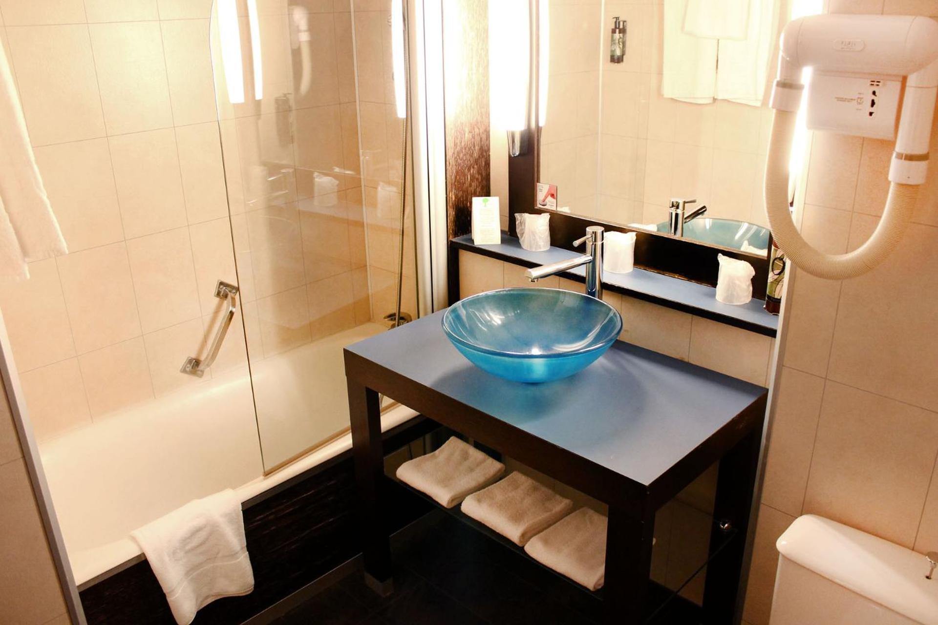 Double Room - Photo 3