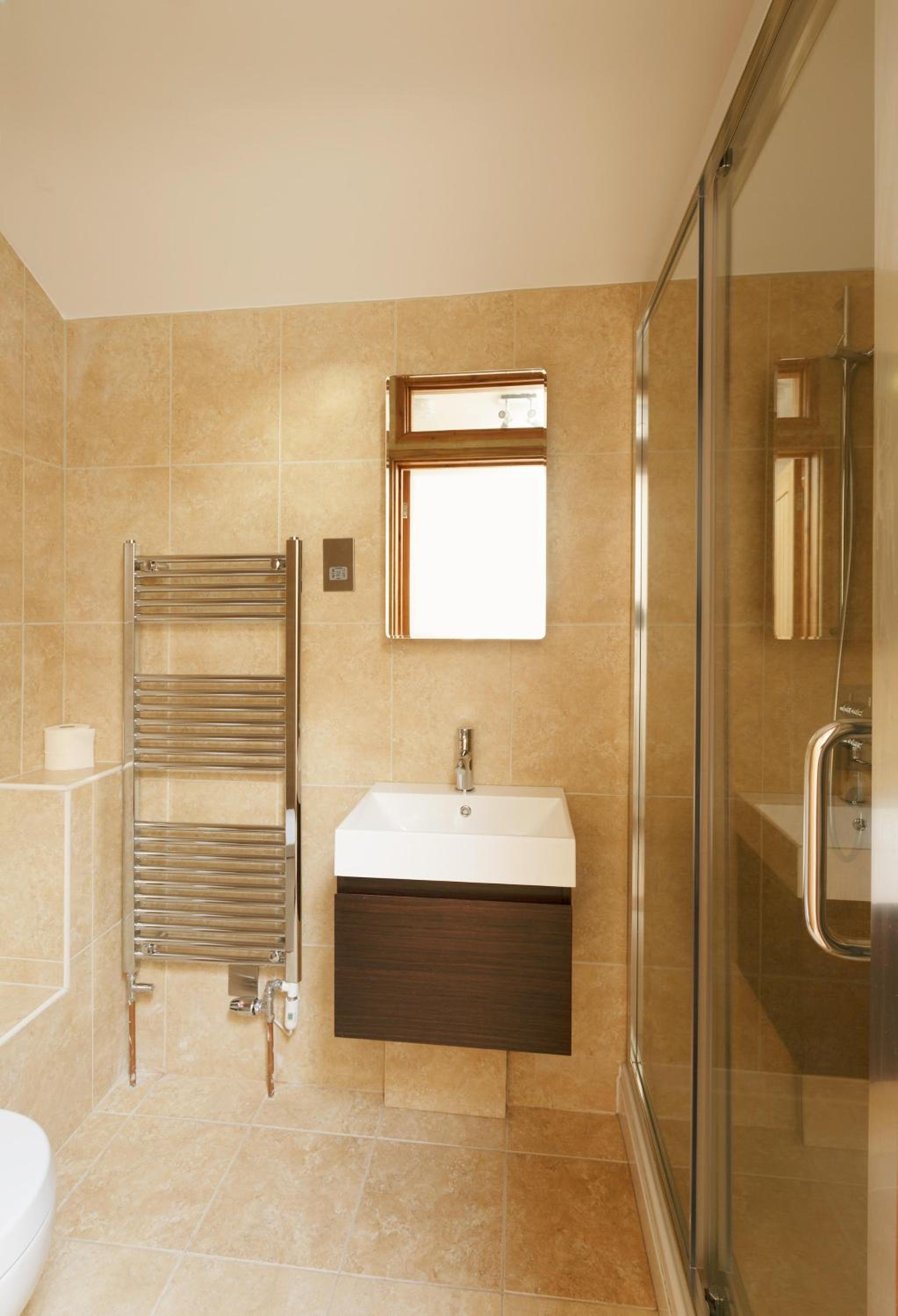 One-Bedroom House - Photo 10