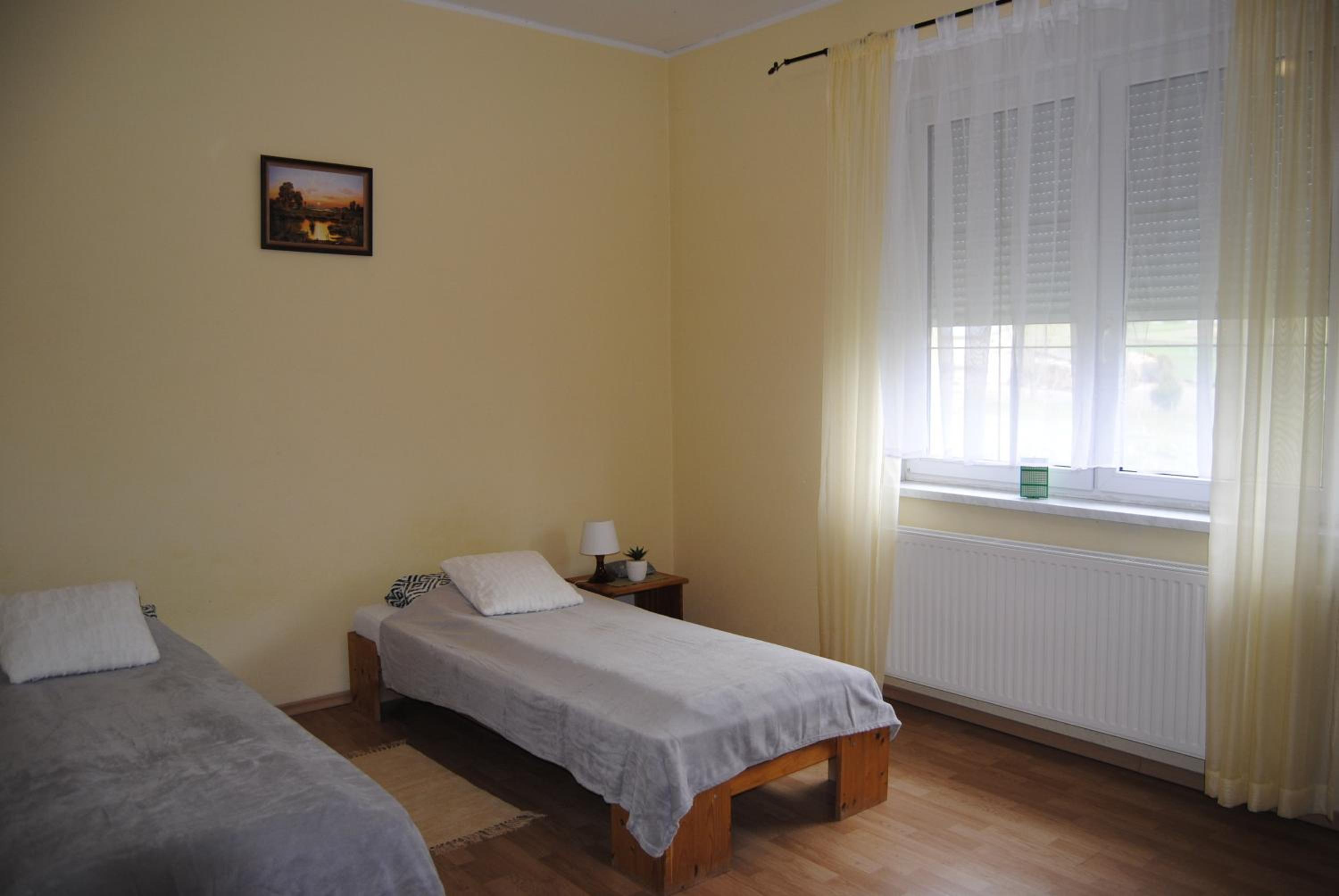 Large Double Room photo 3