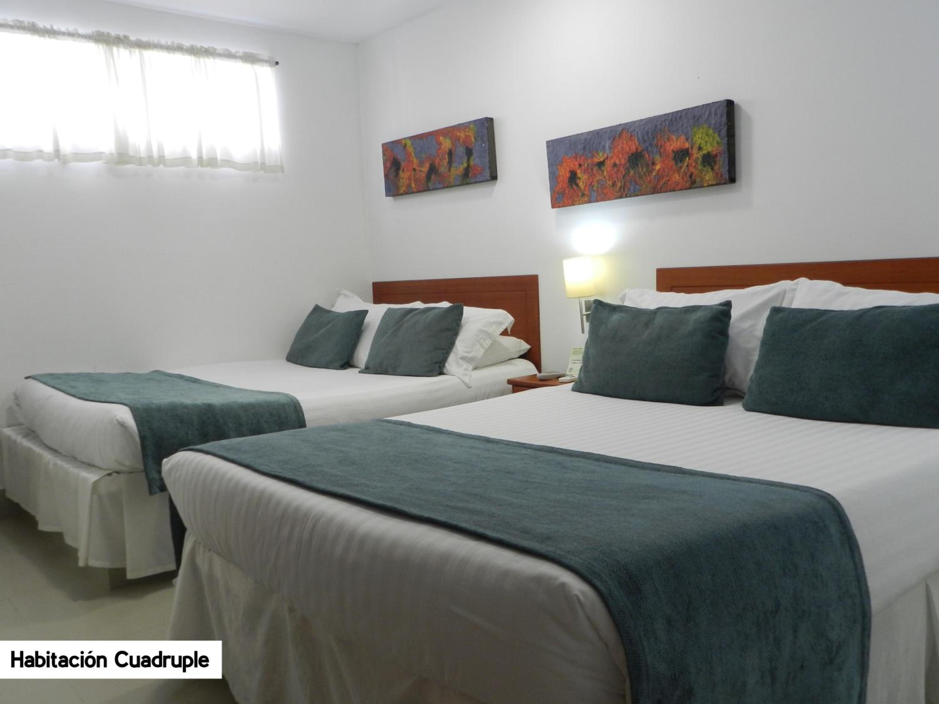 Standard Quadruple Room photo 2