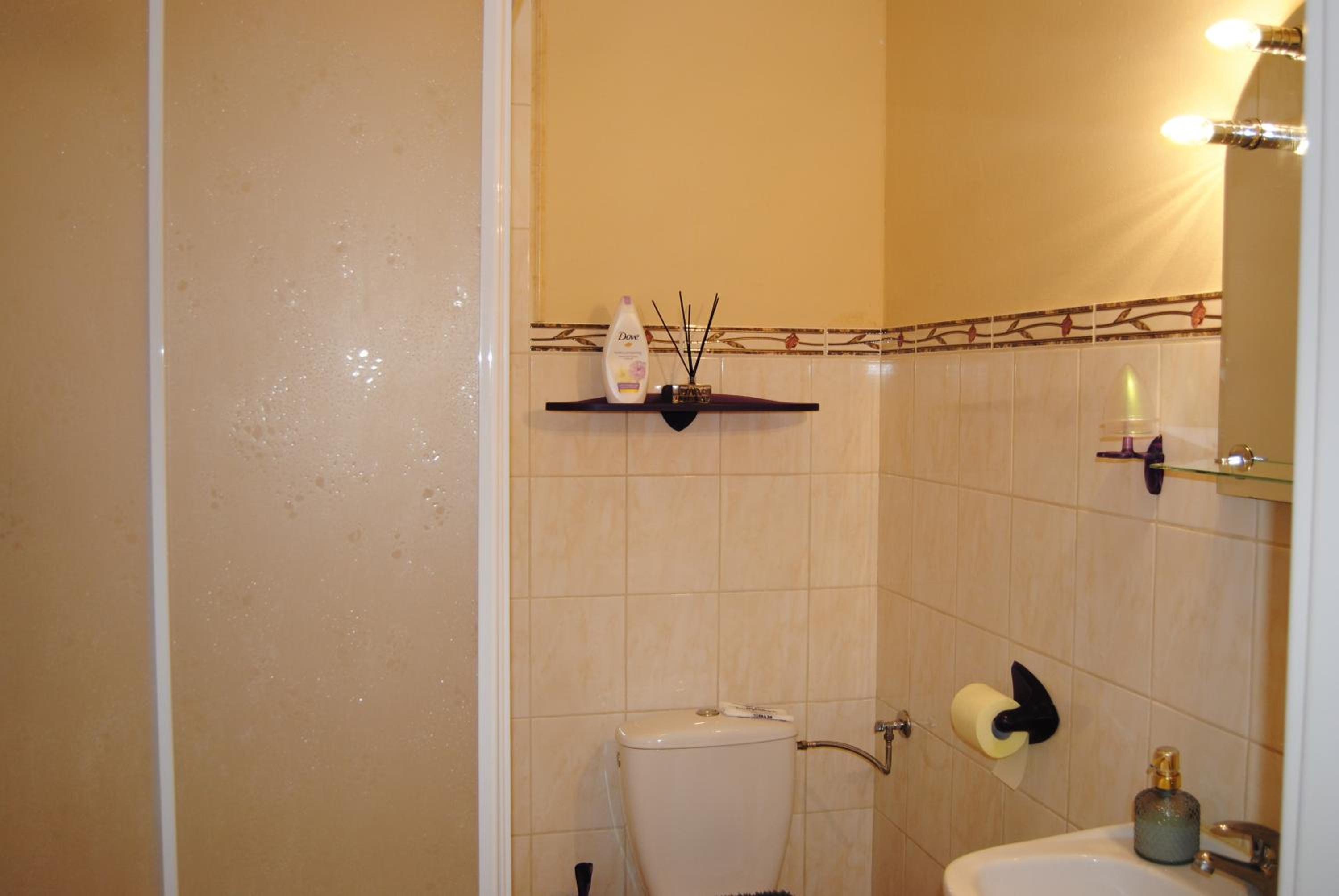 Quadruple Room with Bathroom photo 3