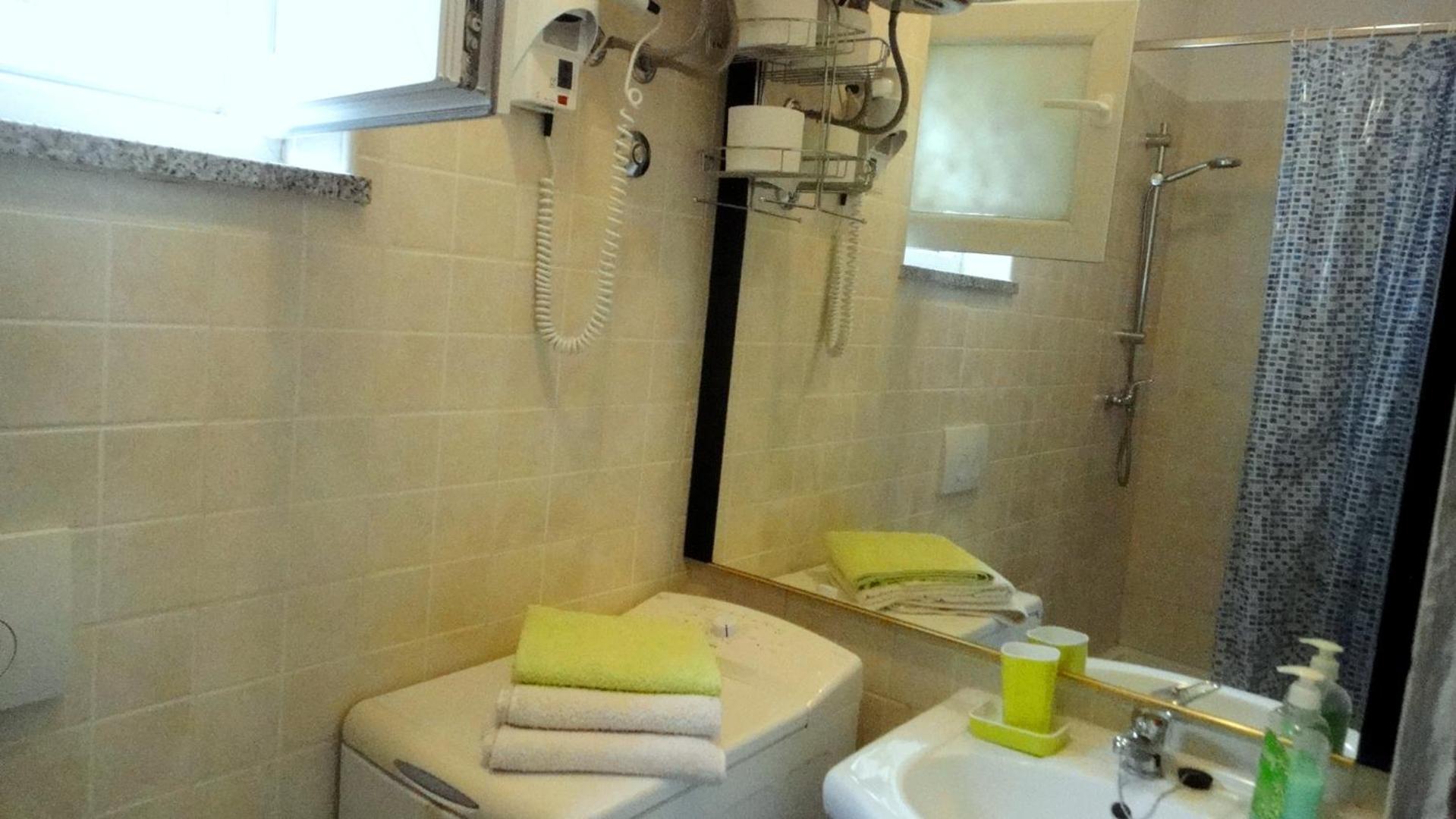 Apartment - Photo 33