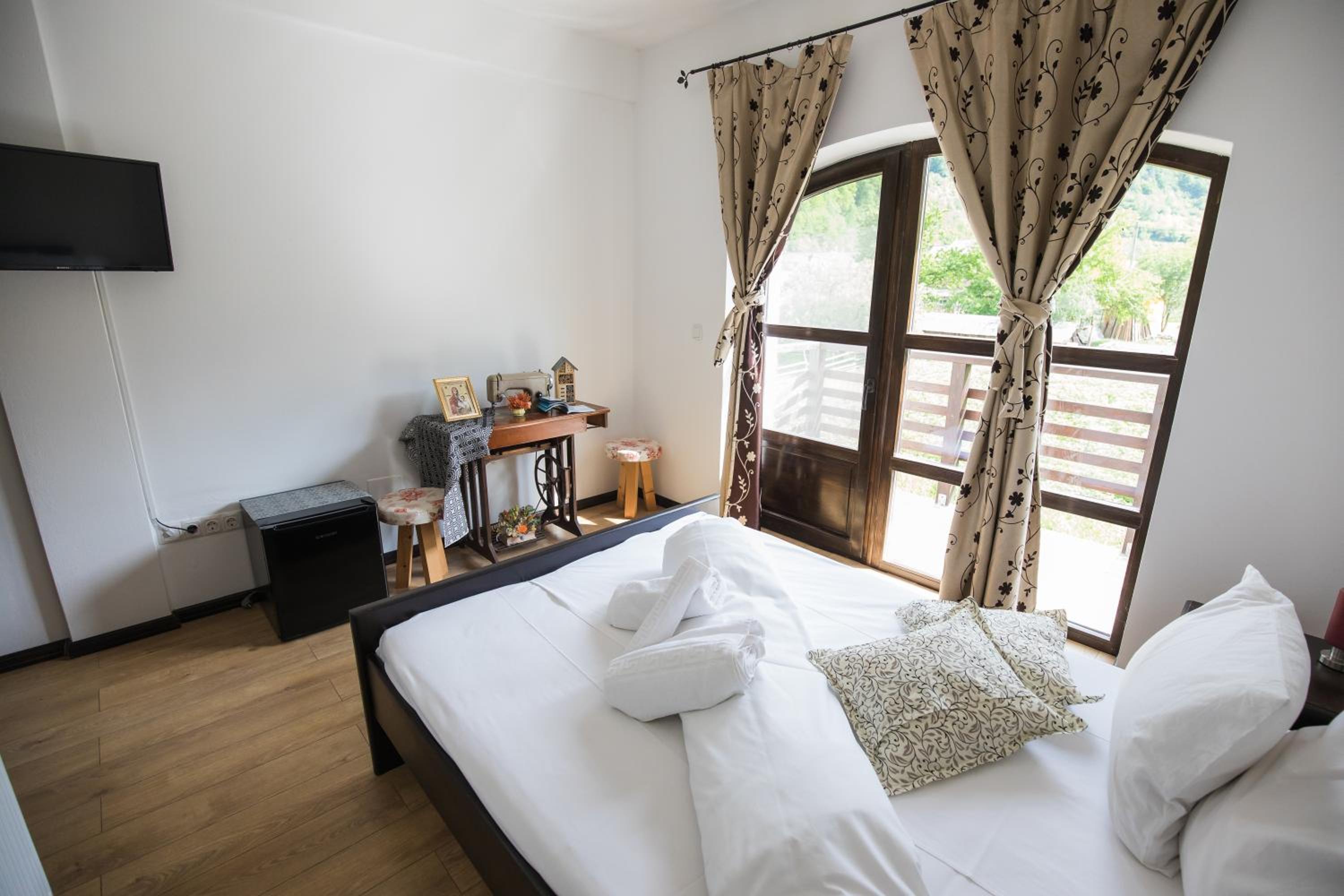 Double Room with Balcony photo 3