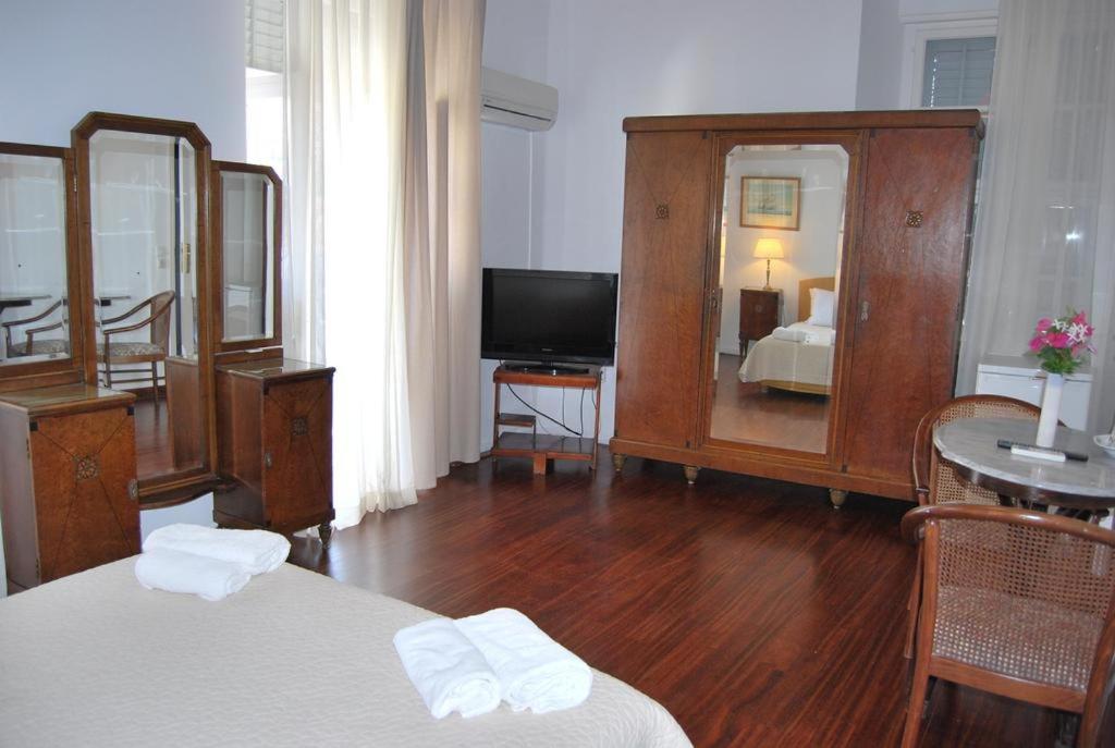 Superior Double or Twin Room with Sea View photo 3
