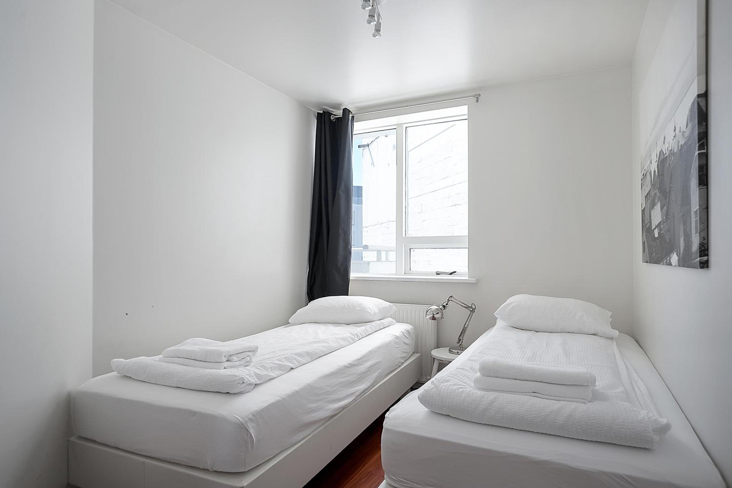 Three-Bedroom Apartment - Photo 8