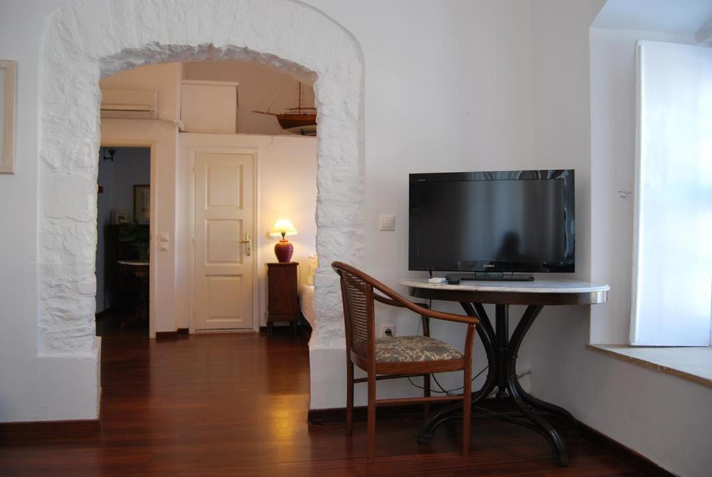 Triple Room with Garden View photo 2