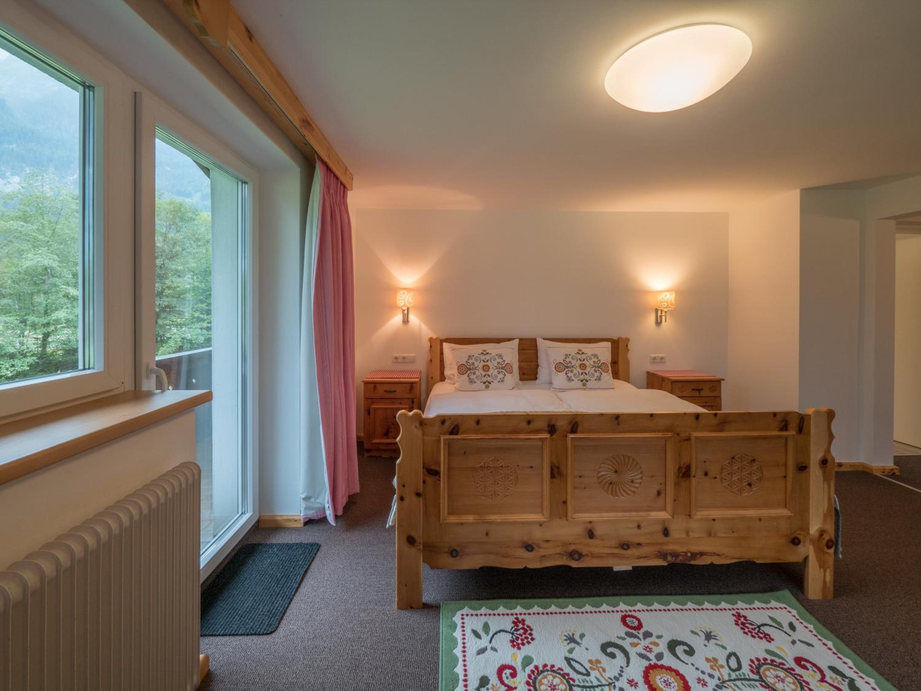 Superior One-Bedroom Apartment with Balcony