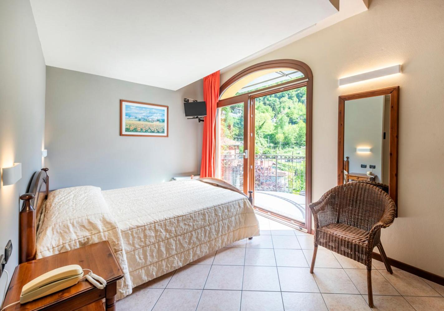 Double Room with Balcony - Двухместный номер с балконом