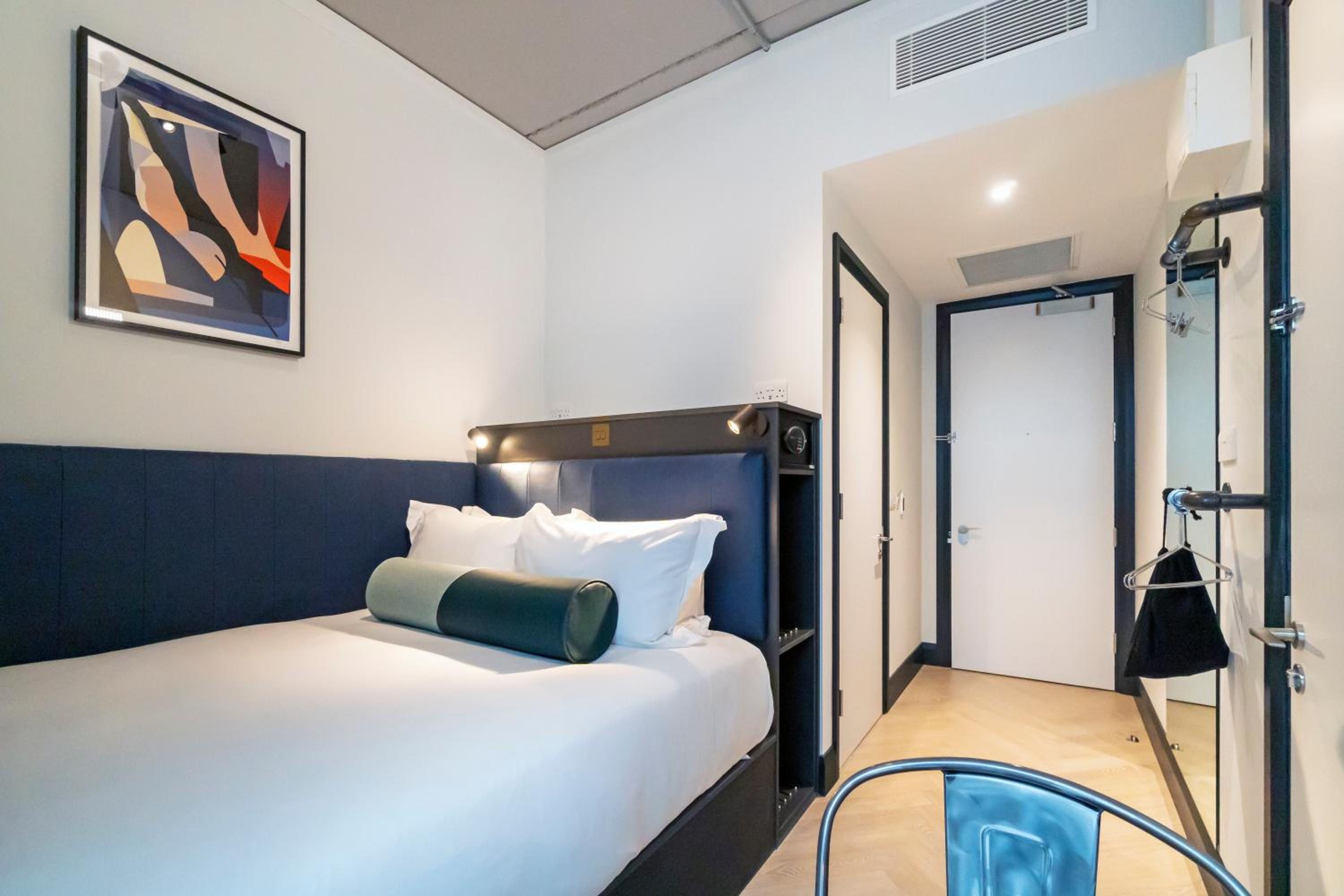Double Room - Photo 2