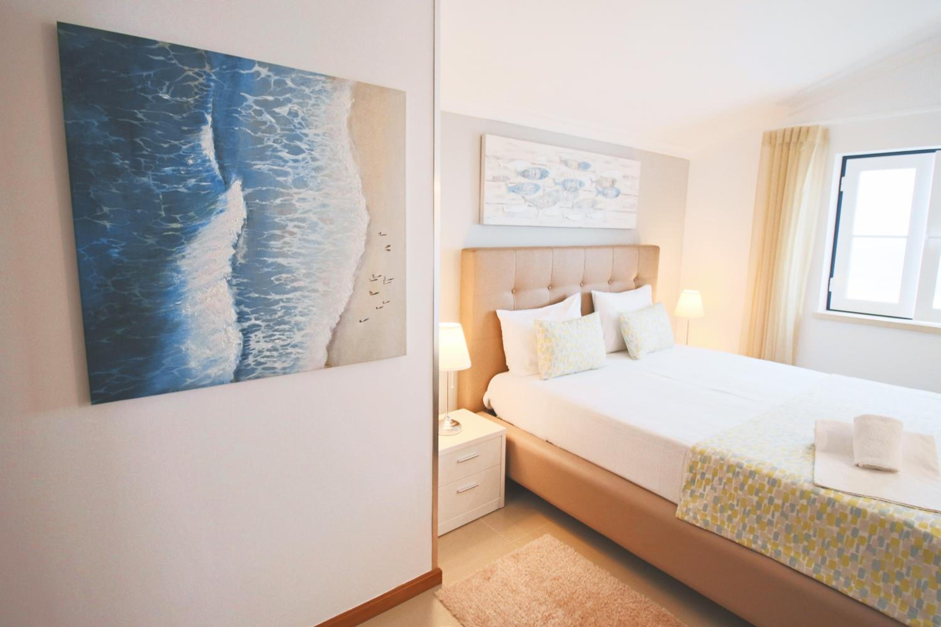 Apartment with Sea View - Photo 14