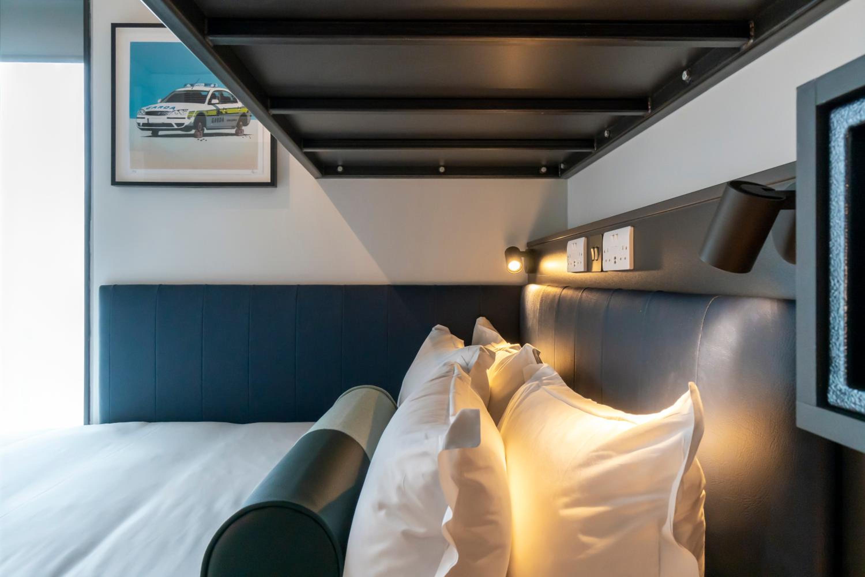 Double with Bunk Bed - Photo 3