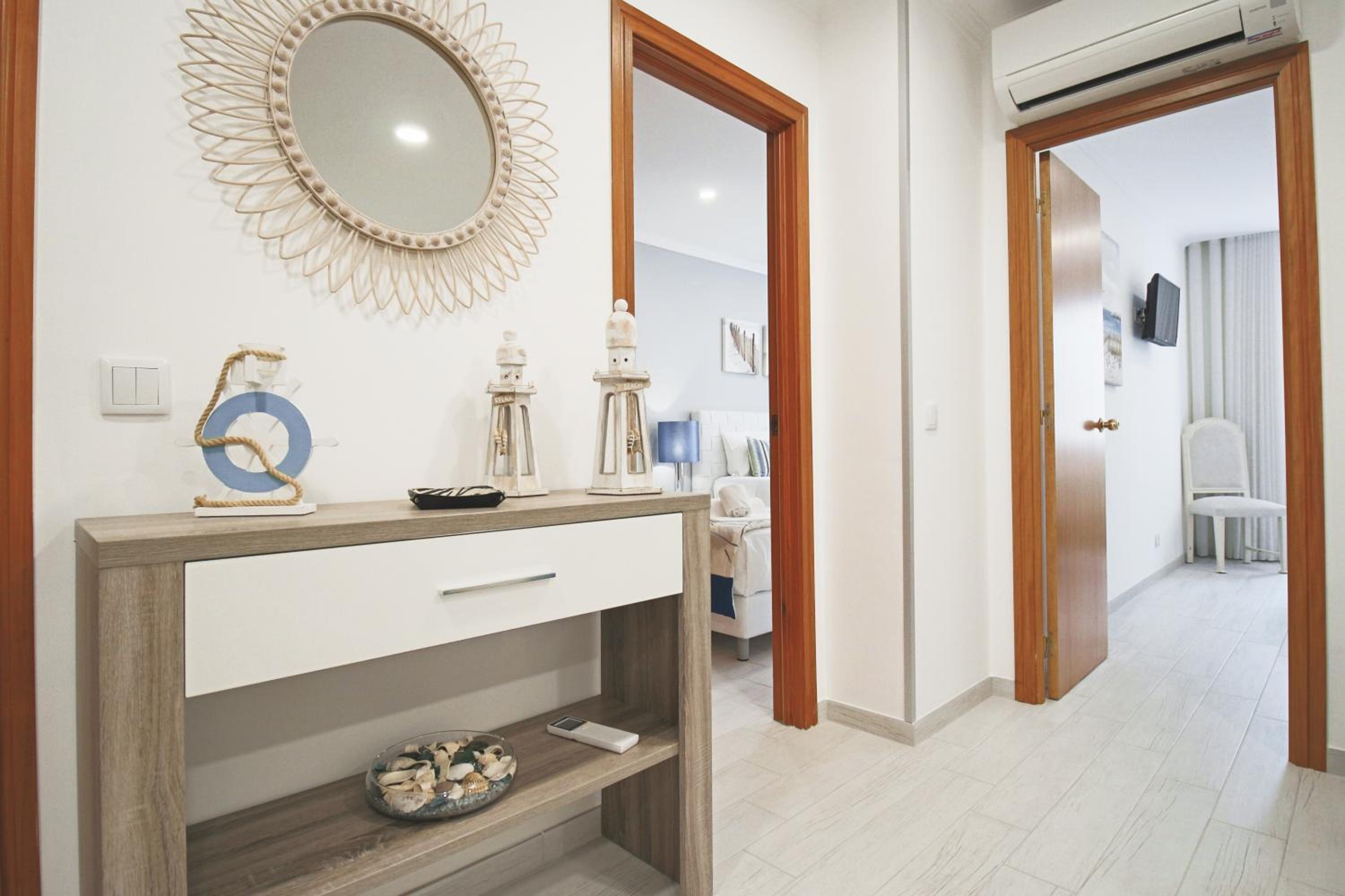 Apartment - Photo 6