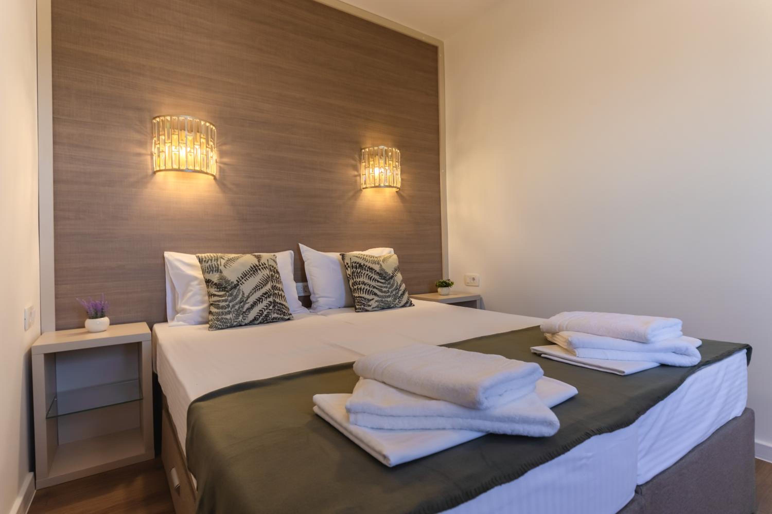 Two-Bedroom Apartment with Balcony and Sea View