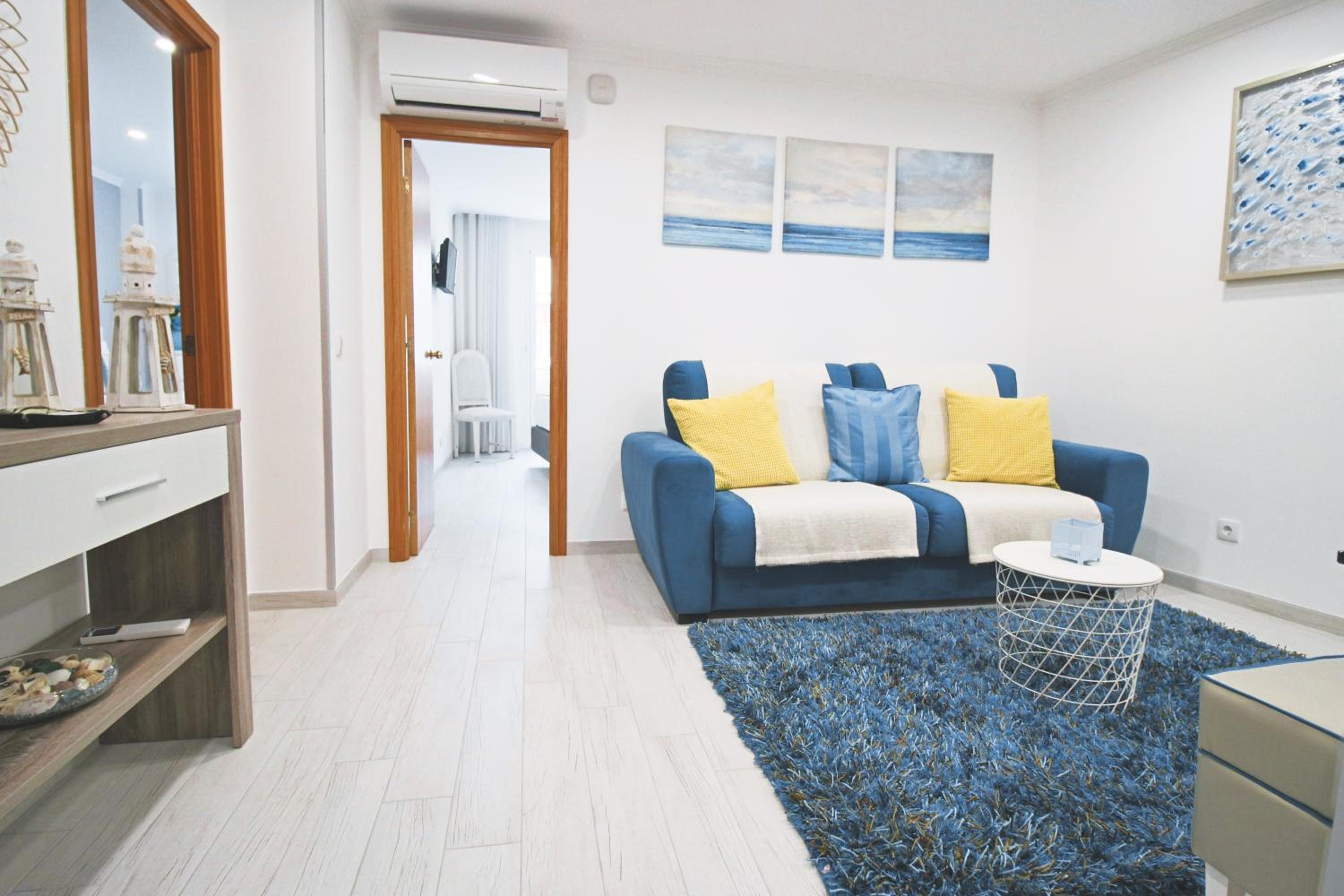 Apartment - Photo 5