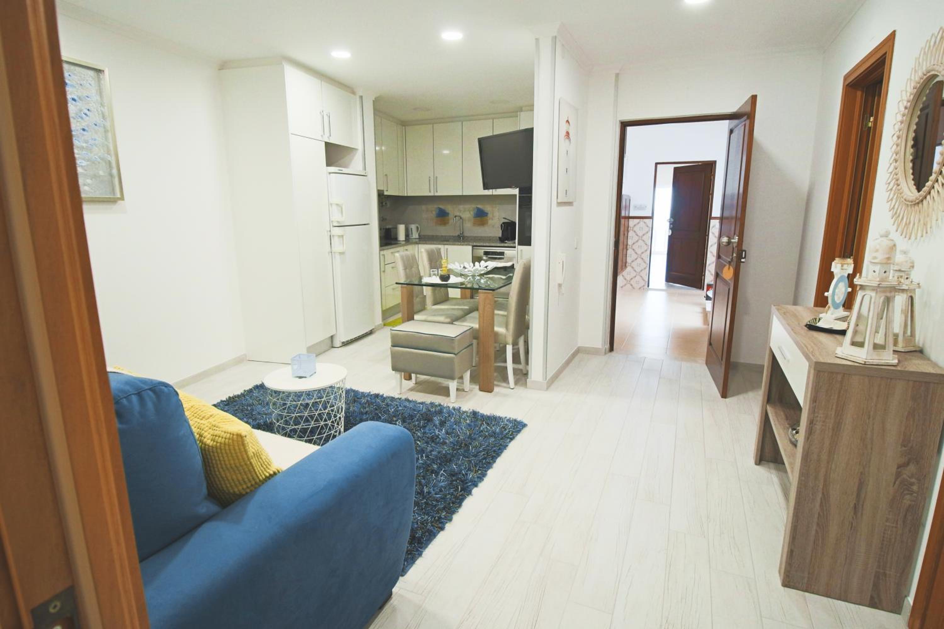 Apartment - Photo 4