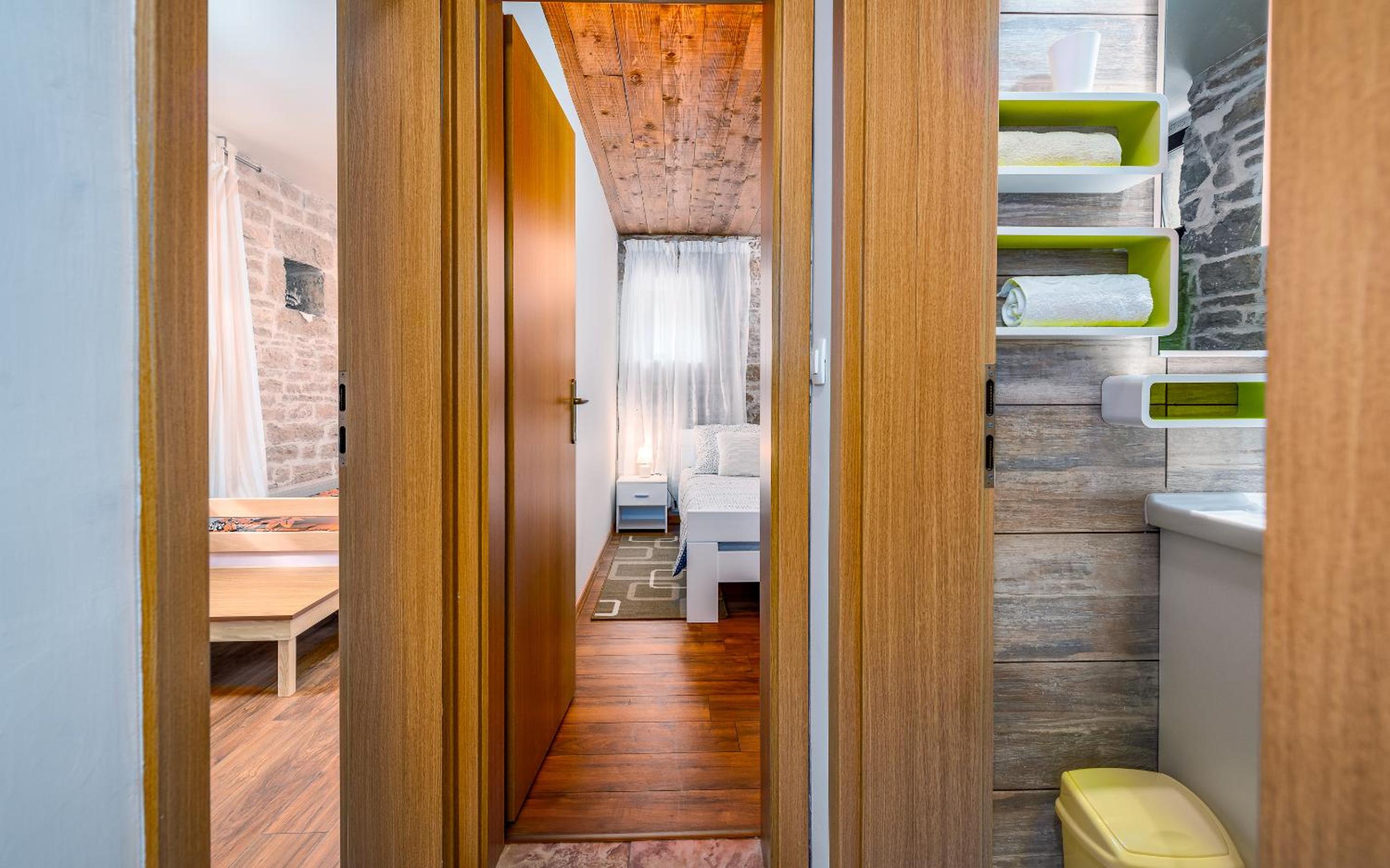 Two-Bedroom Apartment - Photo 2
