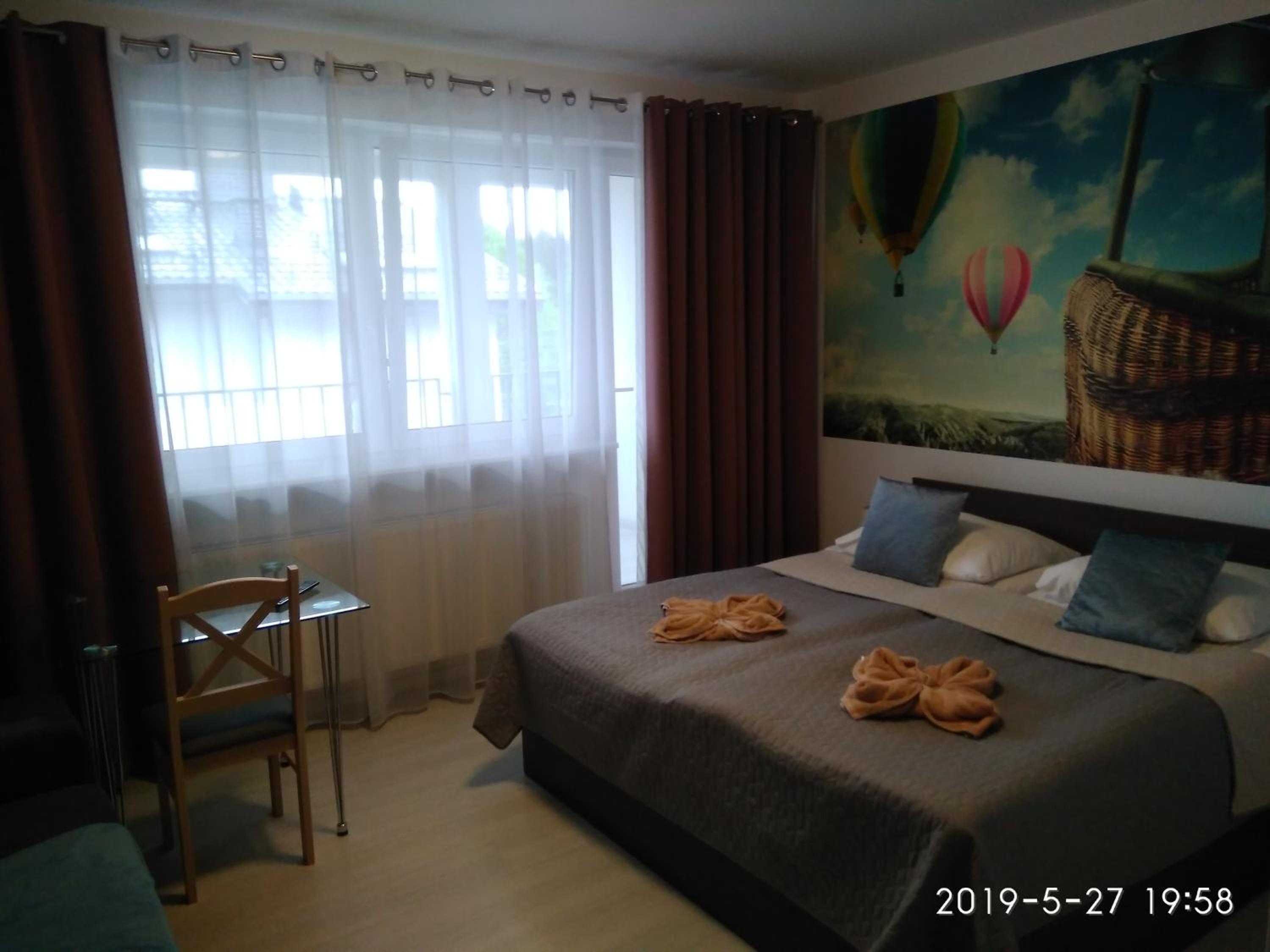 Triple Room with Private Bathroom photo 3