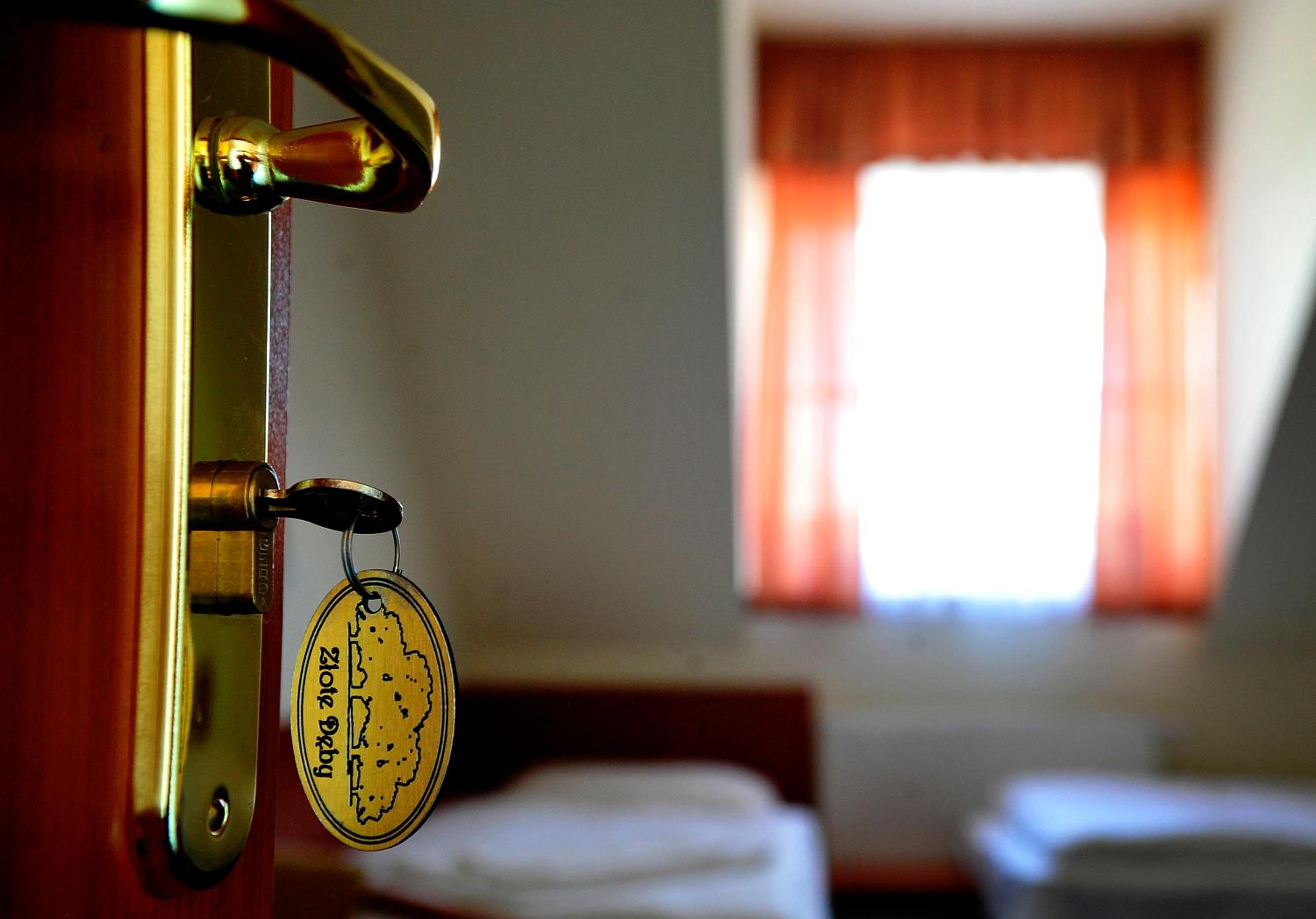 Twin Room - Photo 1