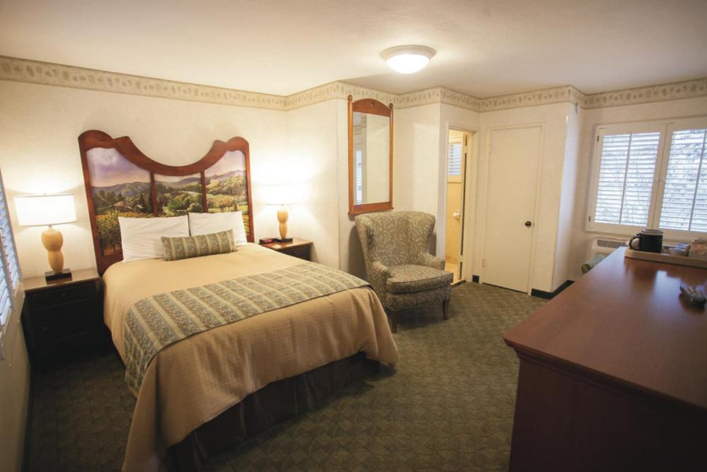 Queen Room