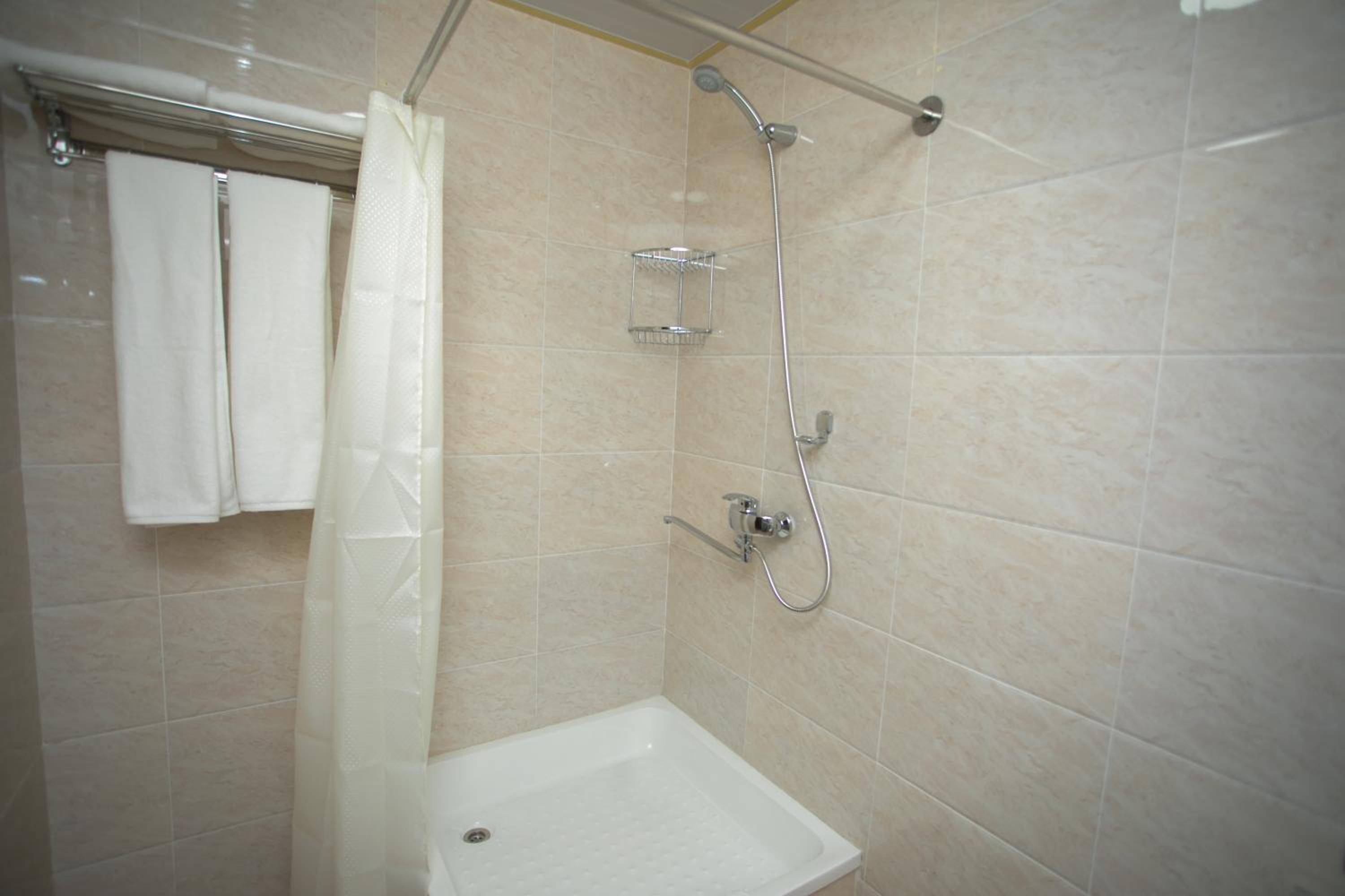 Small Twin Room photo 2